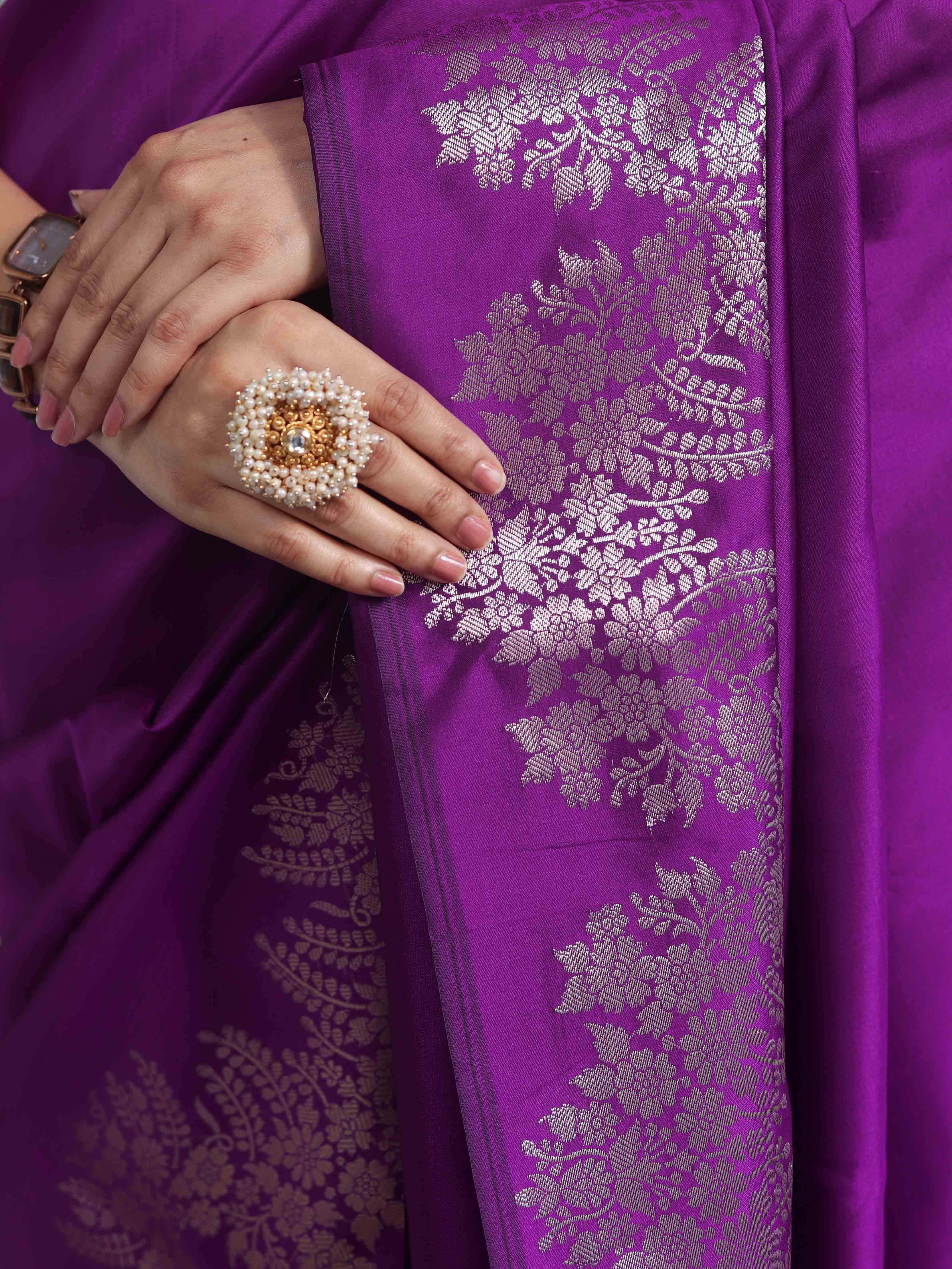 Banarasee Handwoven Semi Silk Saree With Zari Border-Violet