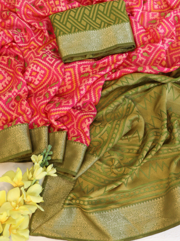 Banarasee Chiffon Saree With Printed & Contrast Zari Lace Border-Pink & Green