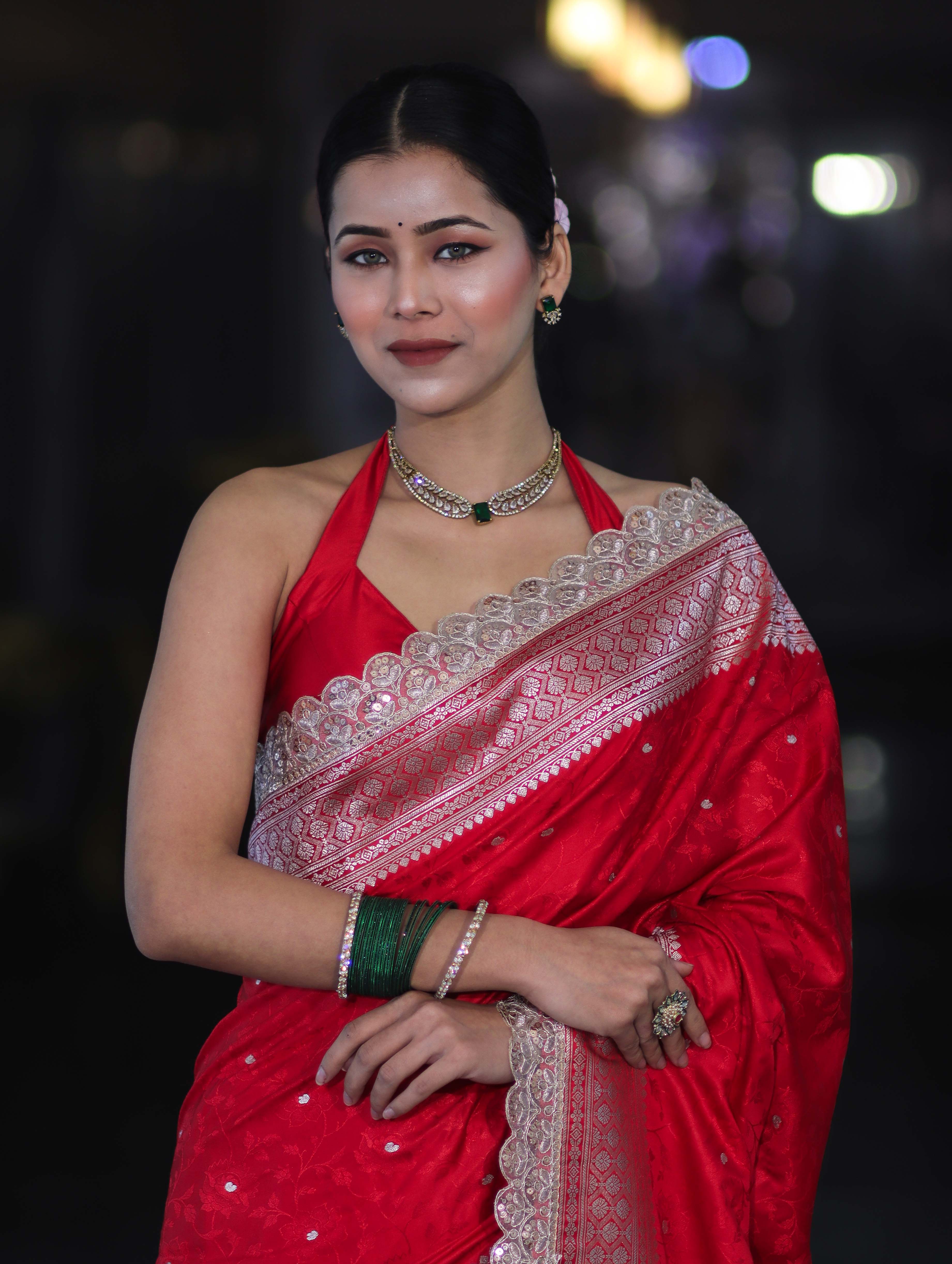 Banarasee Handloom Mashru Silk Saree With Buti Design Zari Border & Lace-Red