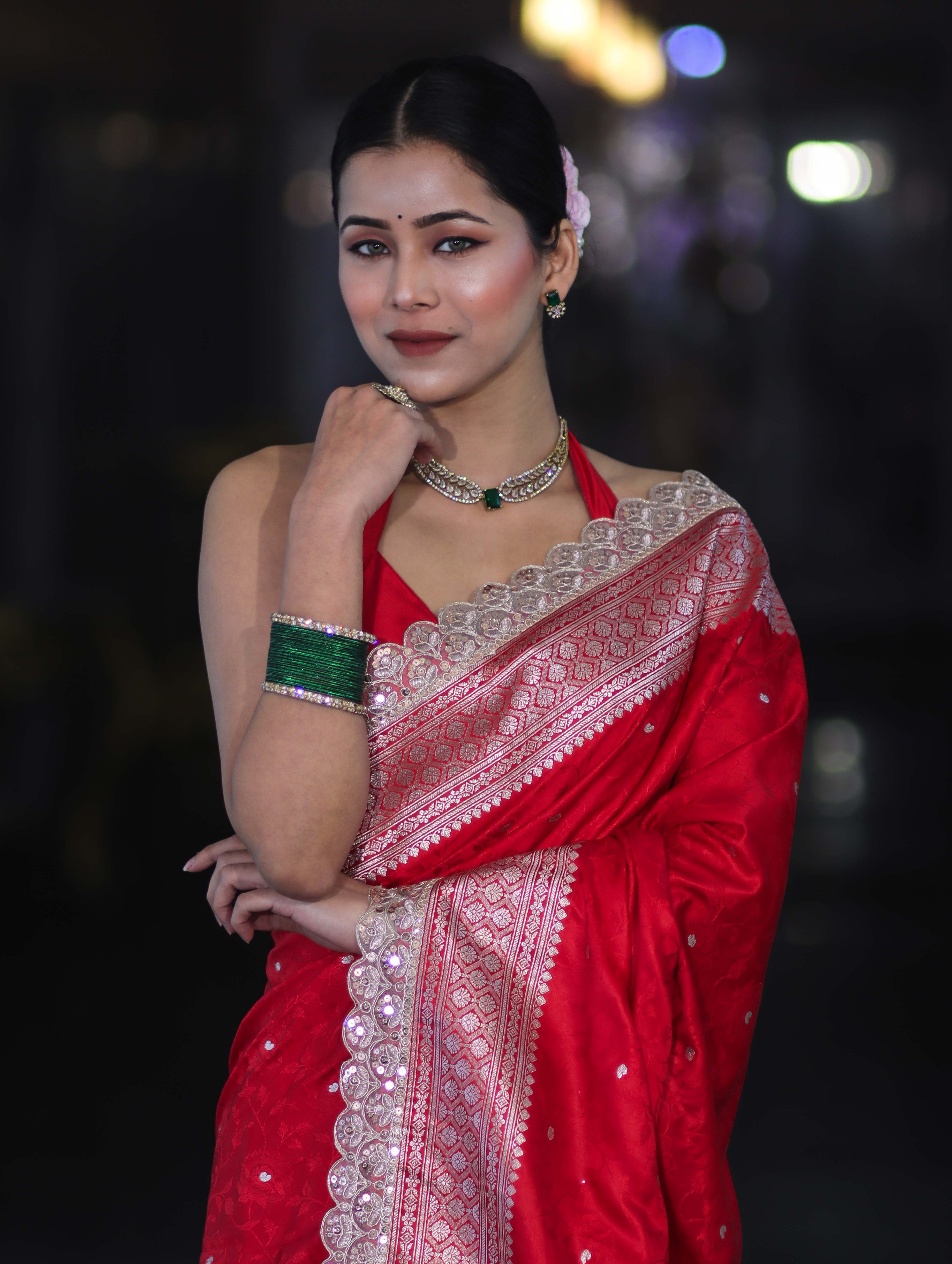 Banarasee Handloom Mashru Silk Saree With Buti Design Zari Border & Lace-Red