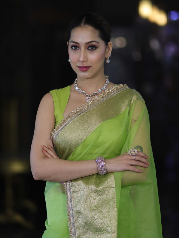 Banarasee Handloom Organza Mix Plain Saree With Zari Border & Lace-Lime Green
