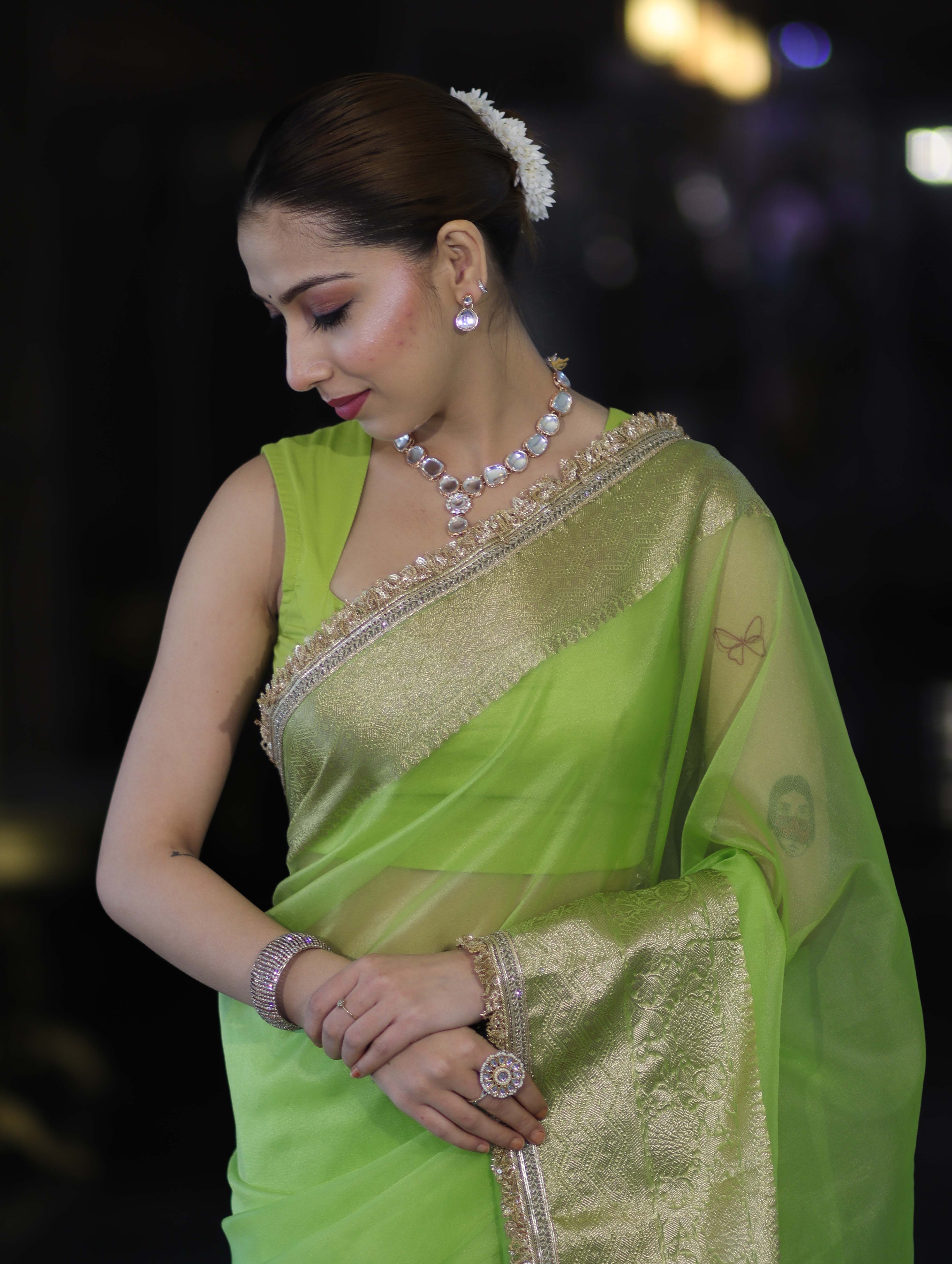 Banarasee Handloom Organza Mix Plain Saree With Zari Border & Lace-Lime Green
