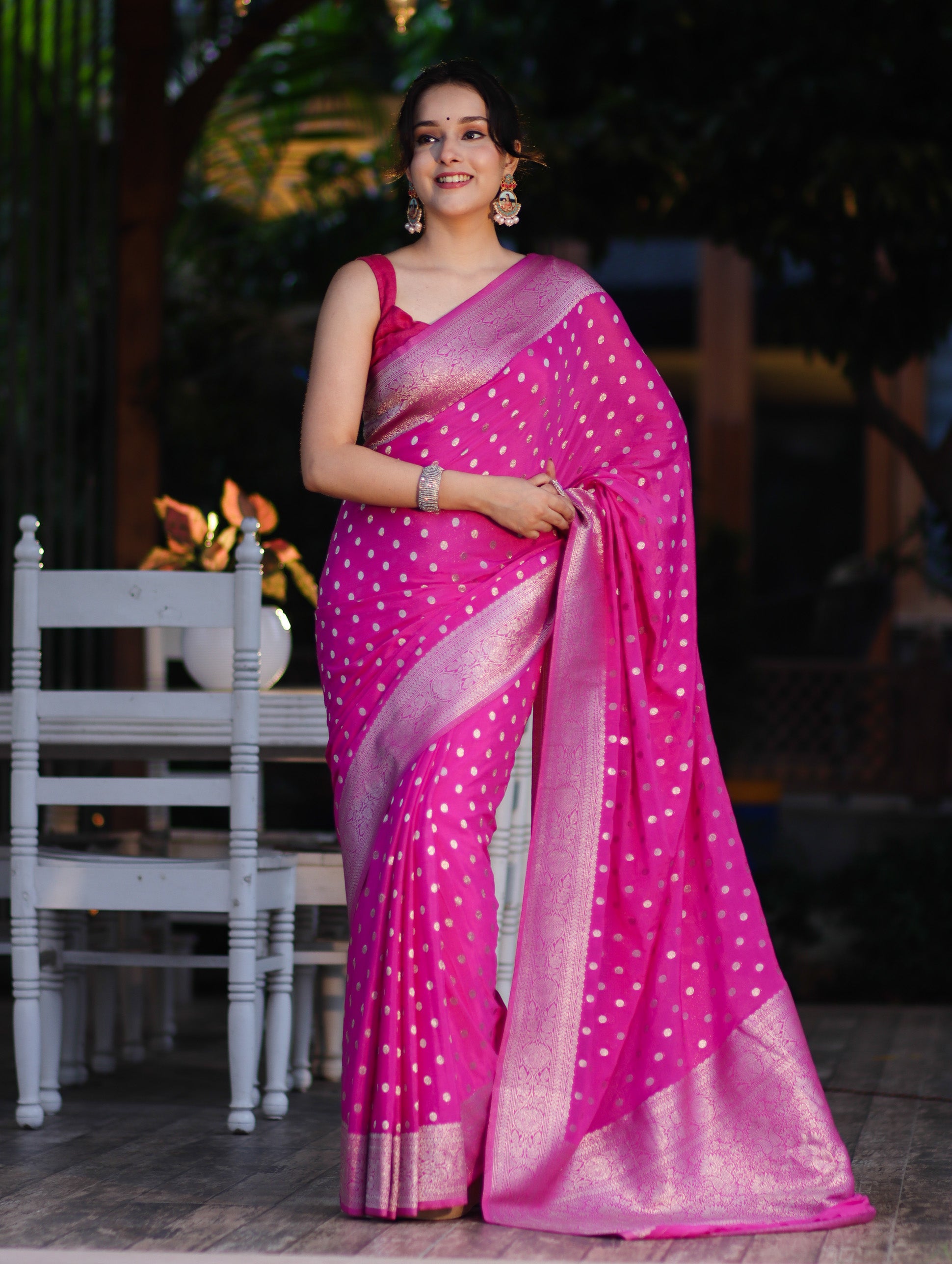 Banarasee Handwoven Chiffon Saree With Polka Dots Design & Border-Pink