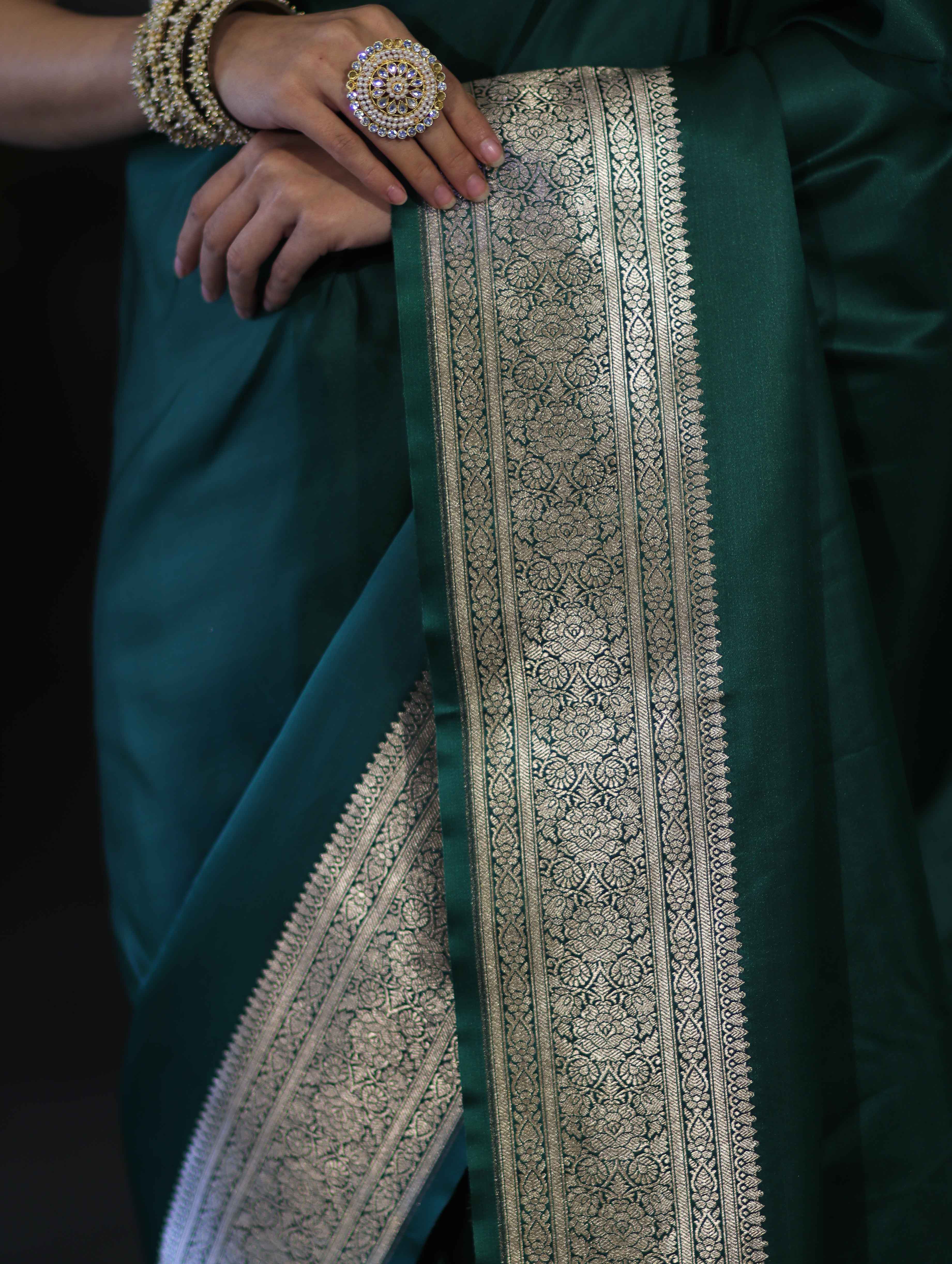 Banarasee Handwoven Plain Semi Katan Saree With Broad Zari Border-Deep Green