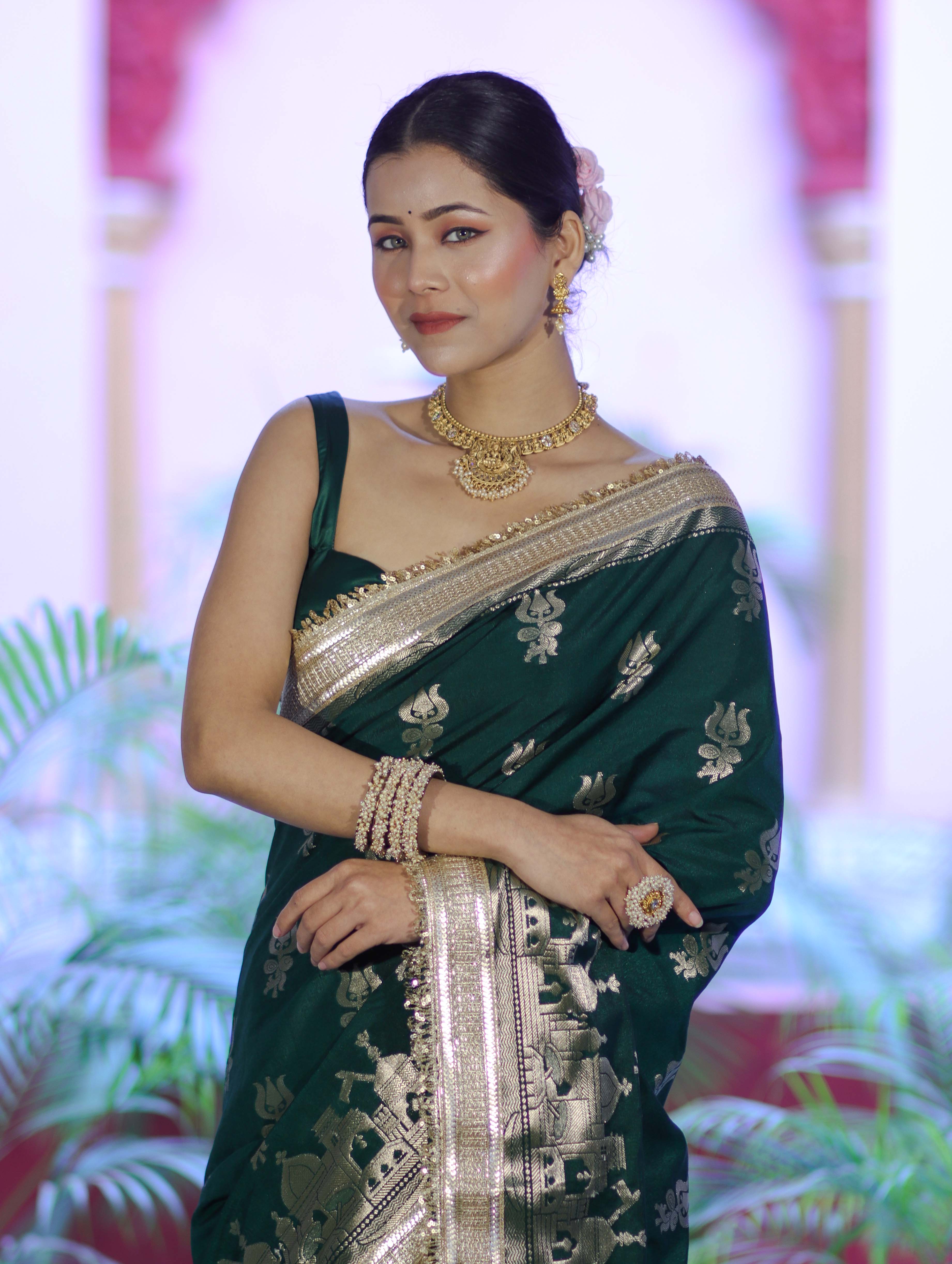 Banarasee Handloom Soft Silk Saree With Trishul Design Ganga Ghat Border & Lace-Green