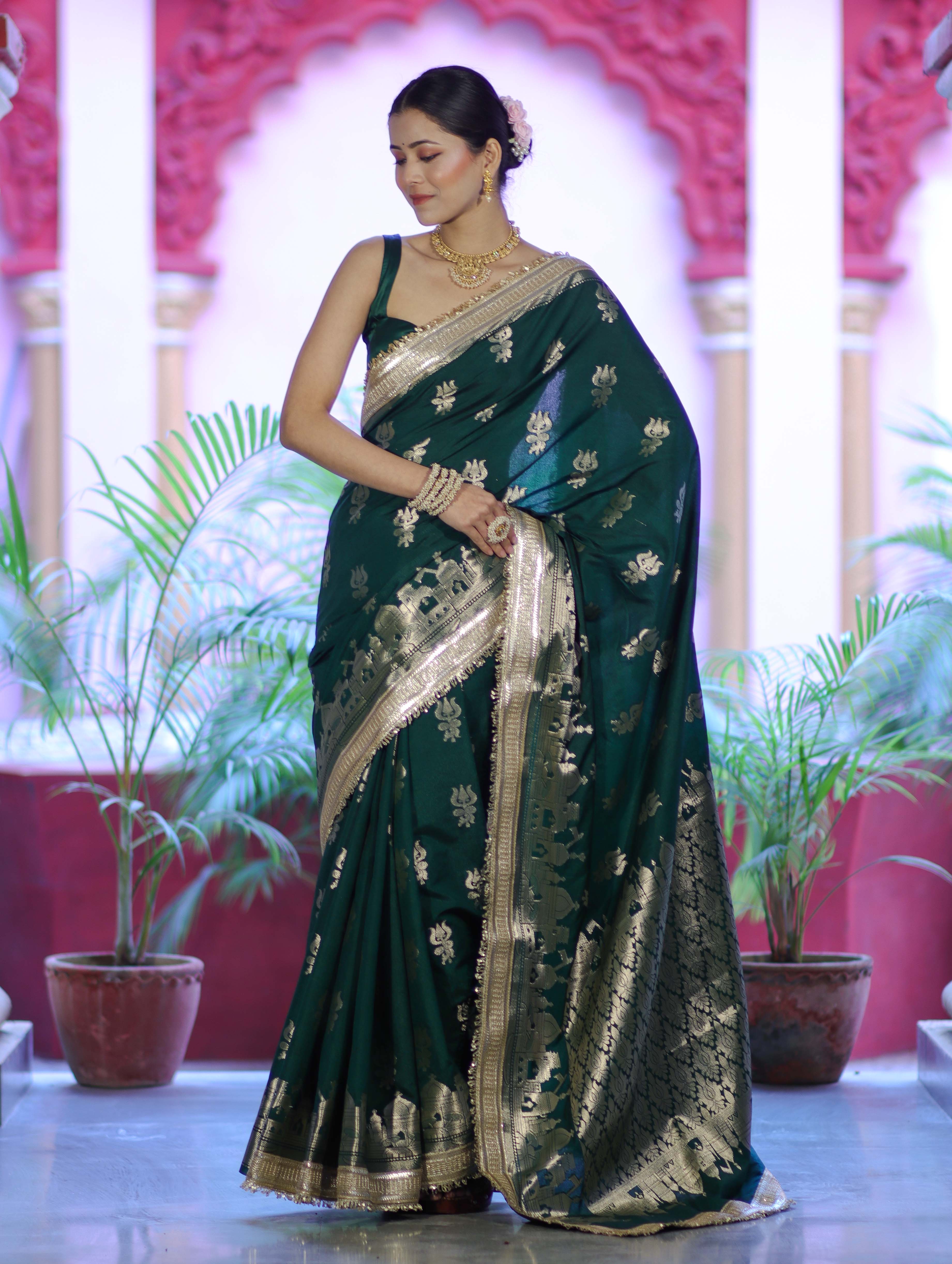 Banarasee Handloom Soft Silk Saree With Trishul Design Ganga Ghat Border & Lace-Green