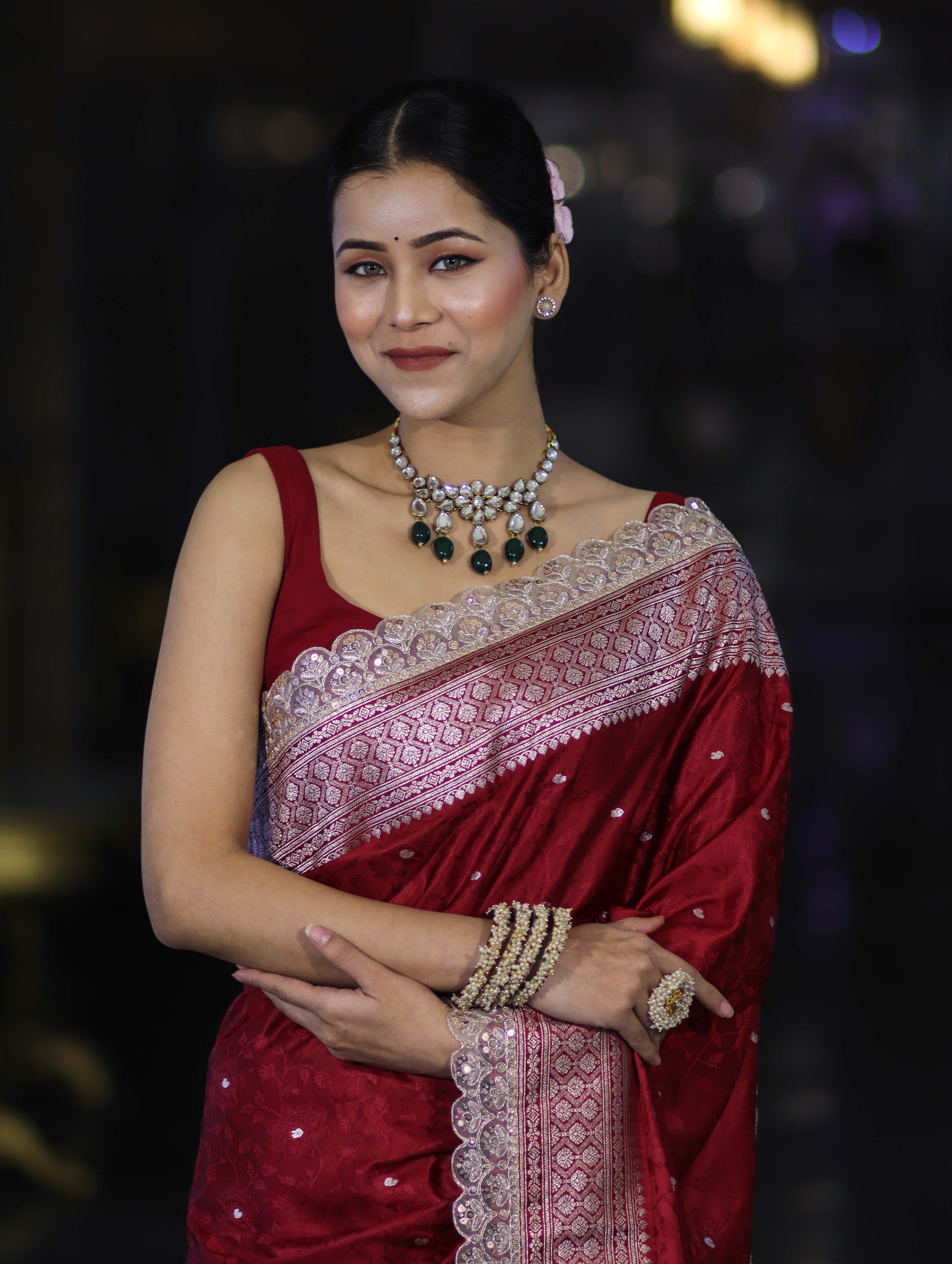 Banarasee Handloom Mashru Silk Saree With Buti Design Zari Border & Lace-Maroon