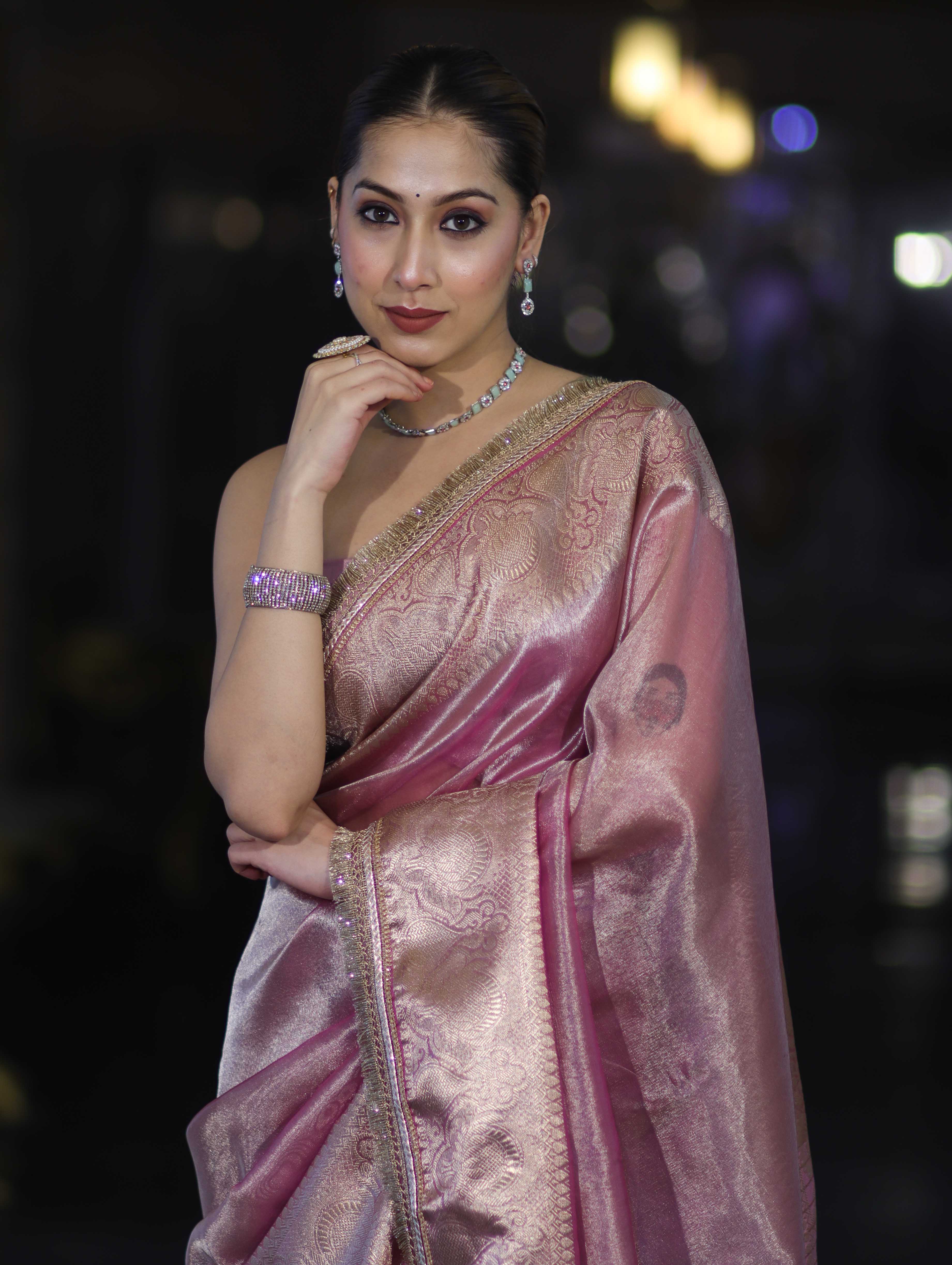 Banarasee Handloom Plain Tissue Saree With Zari Border & Lace-Light Pink