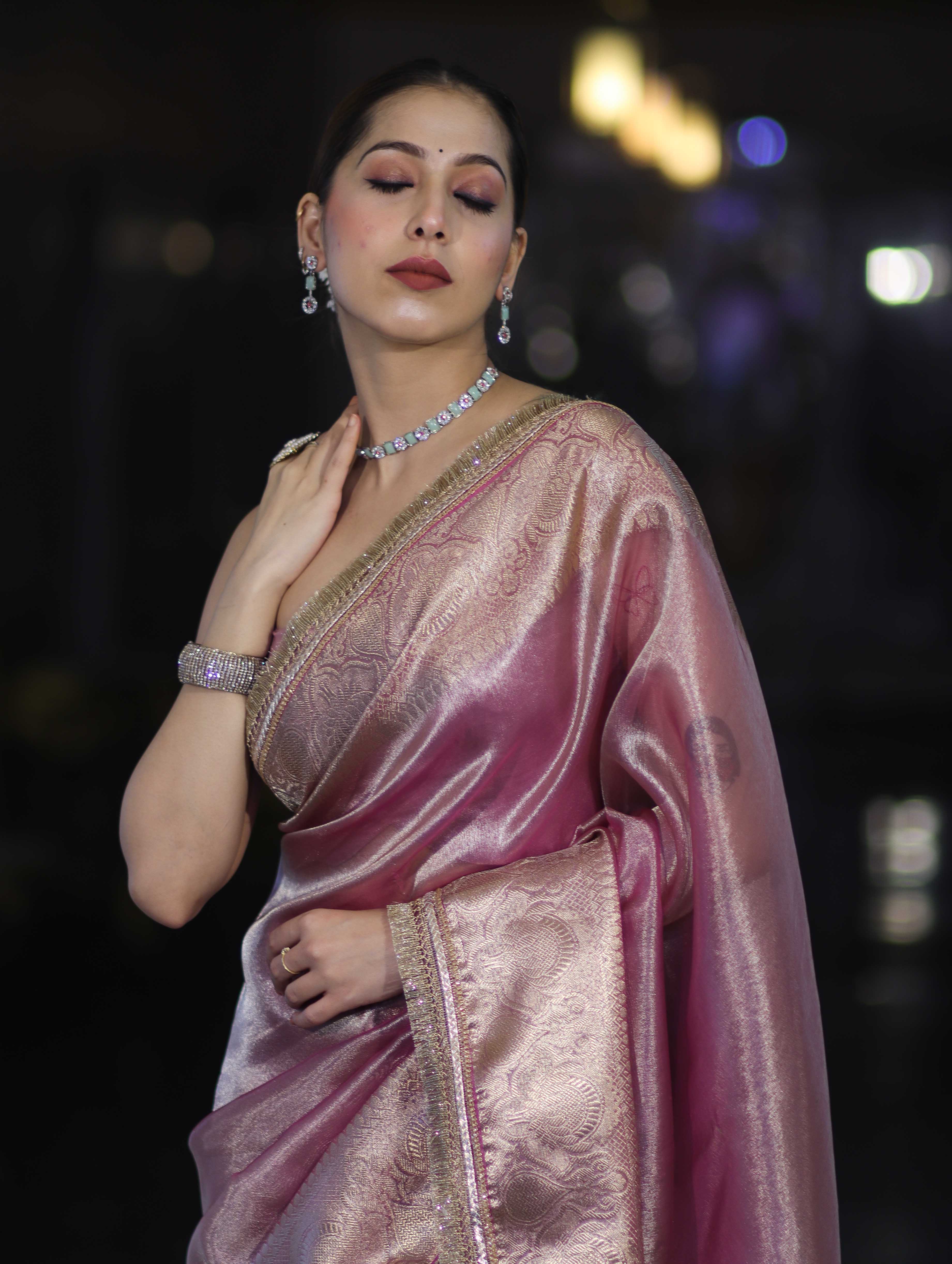 Banarasee Handloom Plain Tissue Saree With Zari Border & Lace-Light Pink