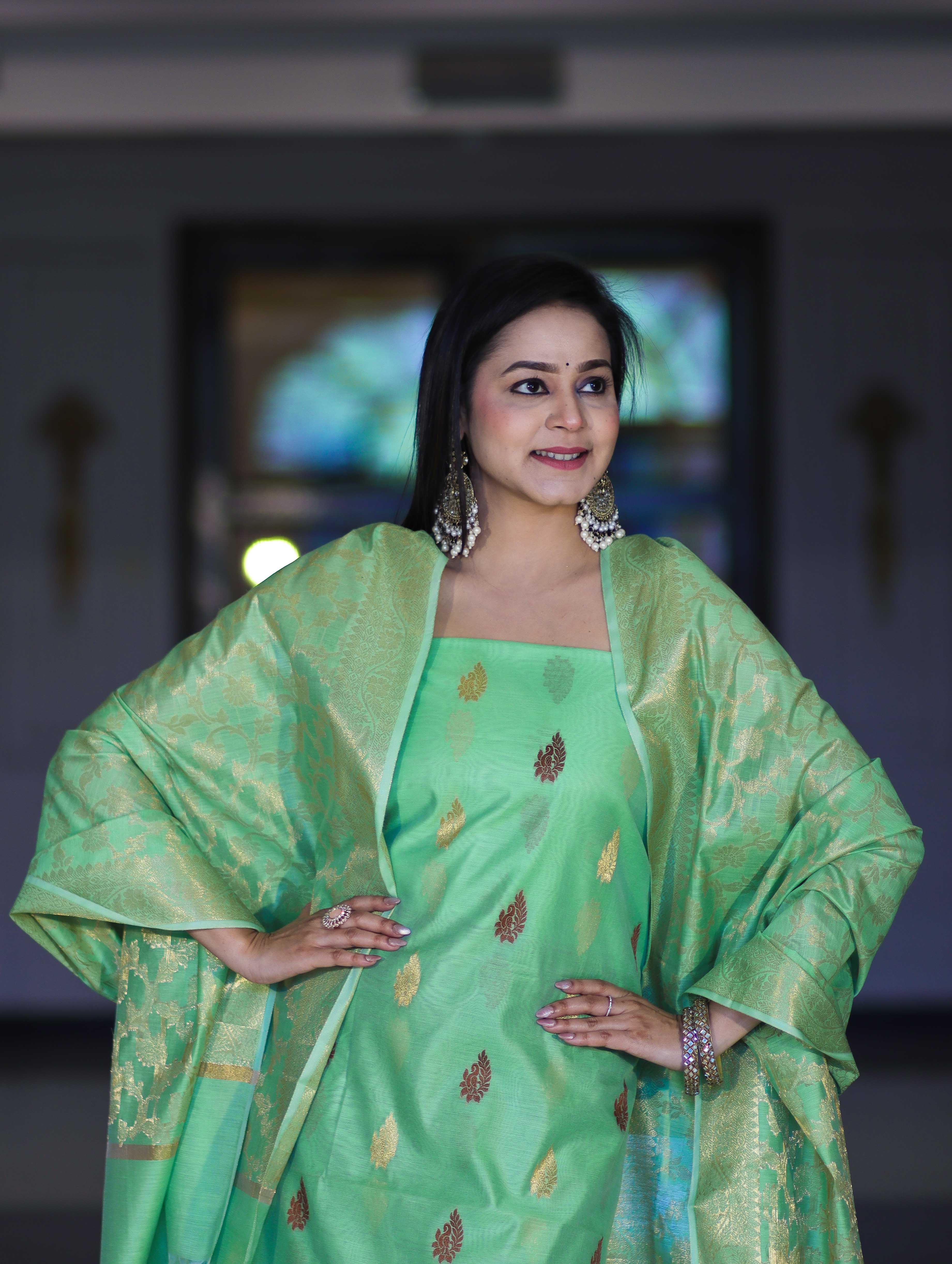 Banarasee Cotton Silk Salwar Kameez Fabric With Zari Jaal Design Dupatta Set-Green
