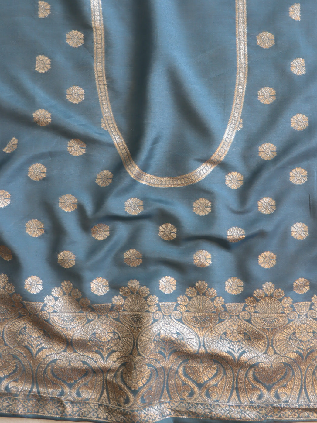 Banarasee Chiffon Leheriya Print Saree With Hand Work-Blue