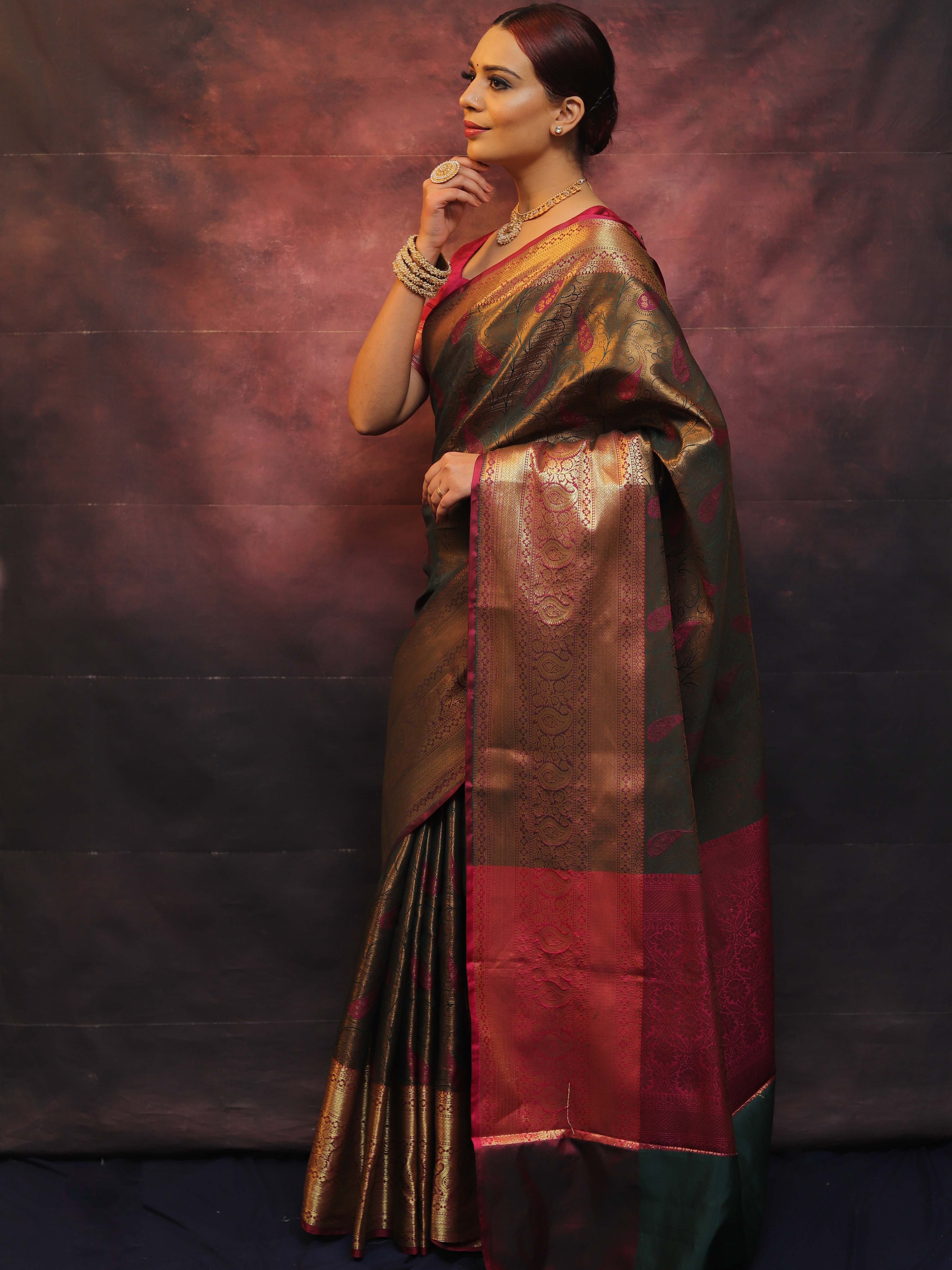 Banarasee Handwoven Contrast Border Soft Tissue Saree-Green