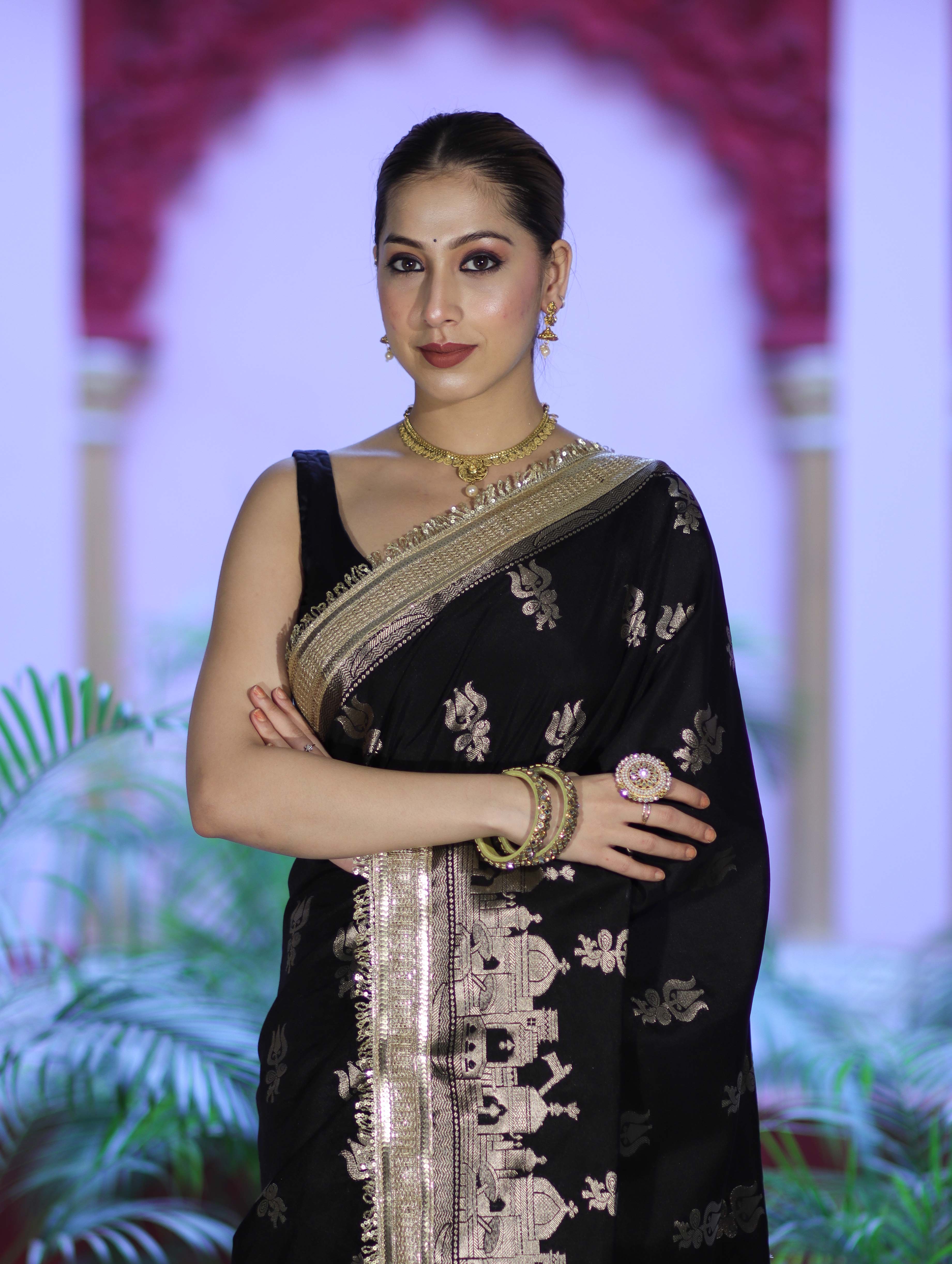 Banarasee Handloom Soft Silk Saree With Trishul Design Ganga Ghat Border & Lace-Black