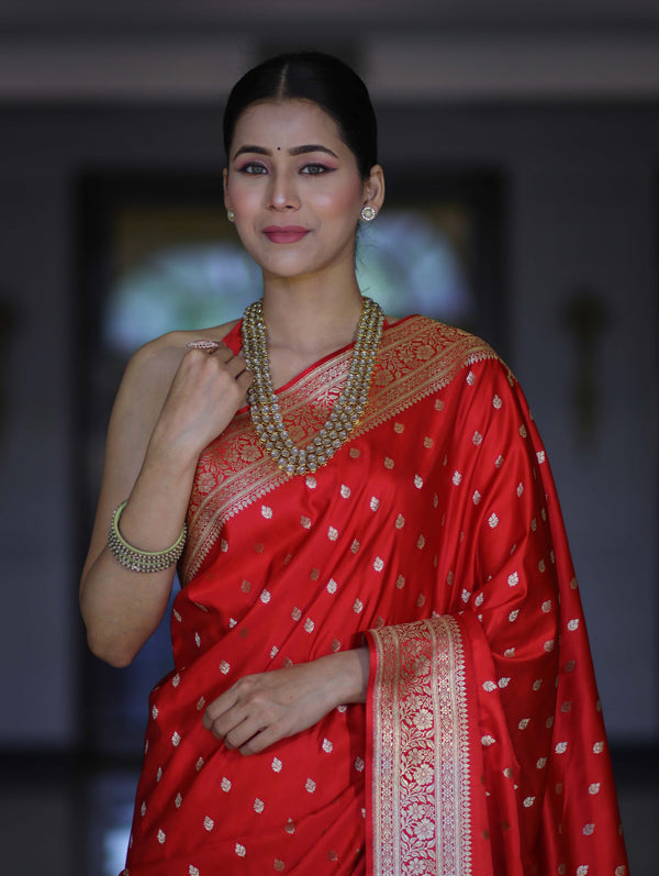 Banarasee Handloom Semi Katan Saree With Buti Work & Border-Red
