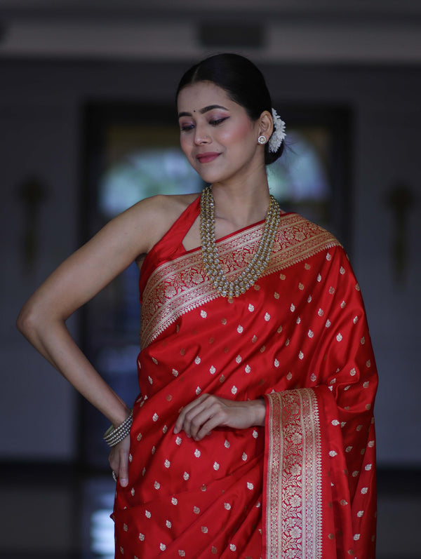 Banarasee Handloom Semi Katan Saree With Buti Work & Border-Red