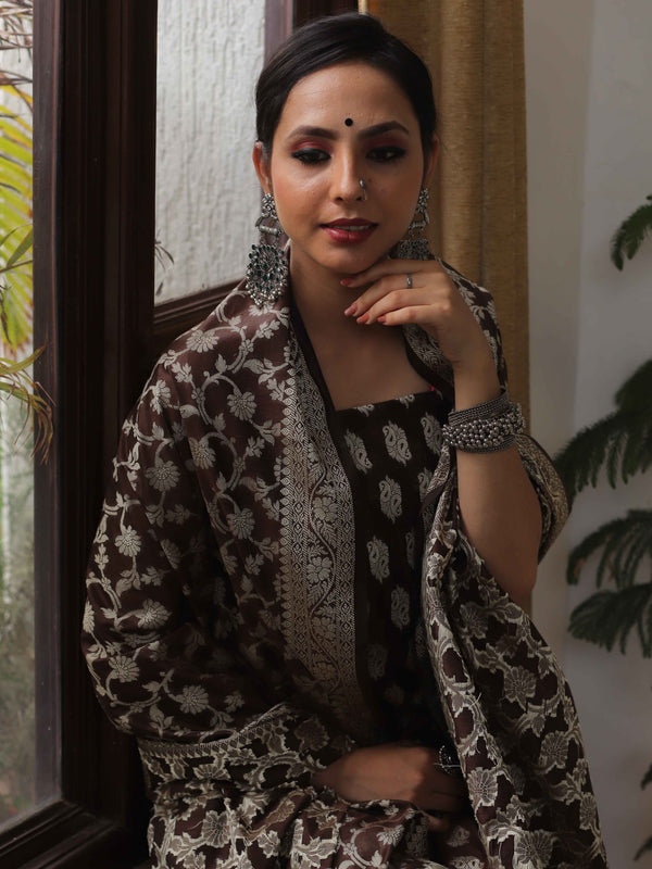 Banarasee Semi Silk Salwar Kameez Fabric With Velvet Gotapatti Dupatta
