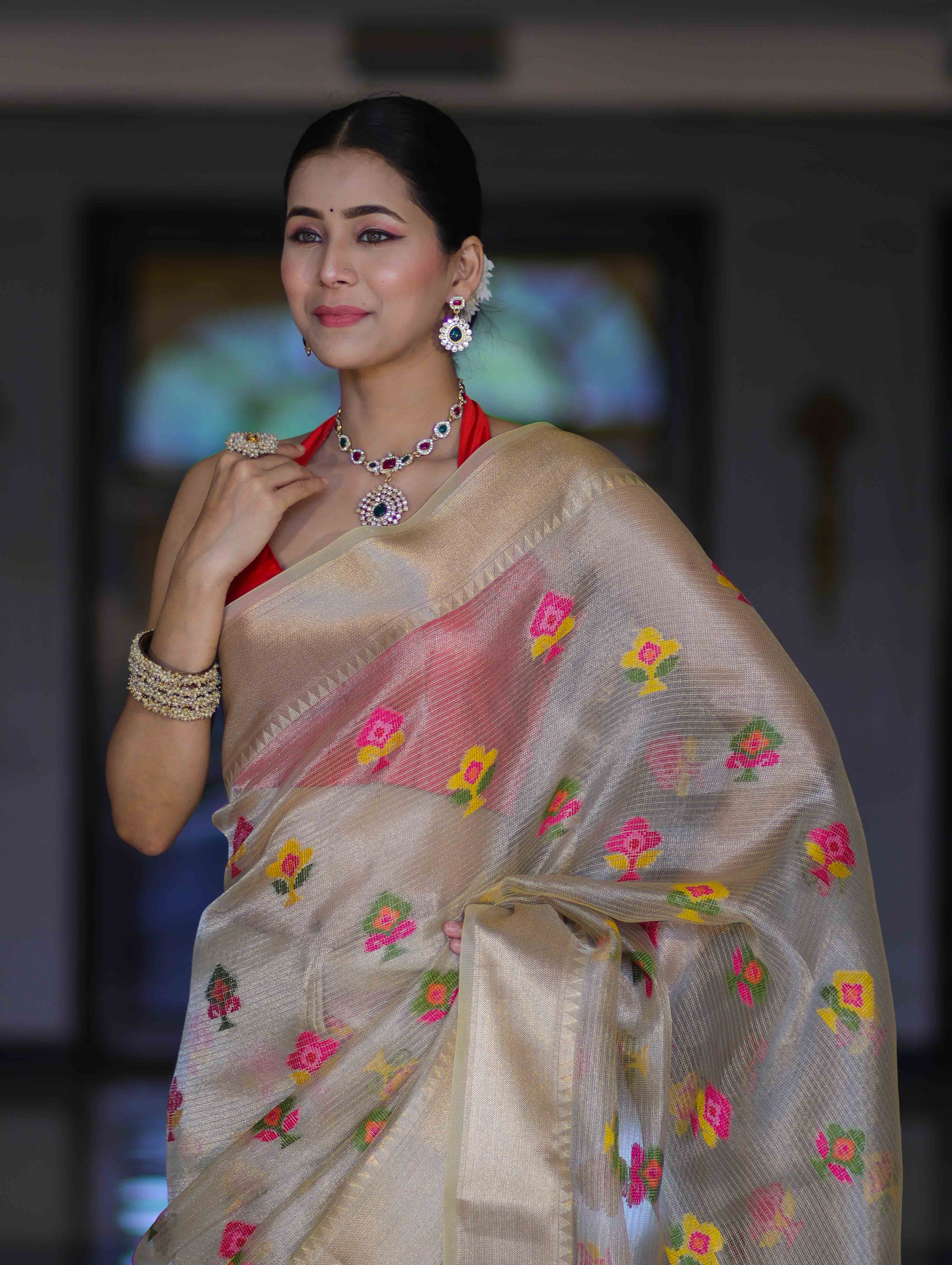 Banarasee Handloom Tissue Saree With Thread Embroidery & Contrast Pallu-Gold & Red