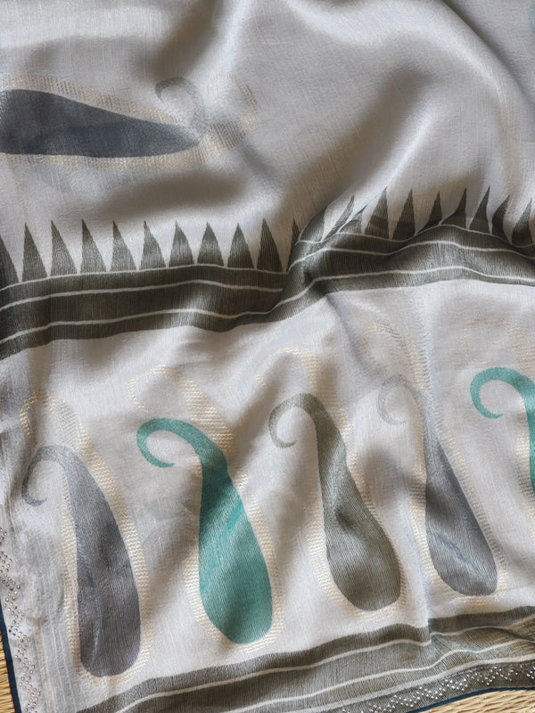 Banarasee Chiffon Saree With Swarovski Work & Contrast Blouse-Grey