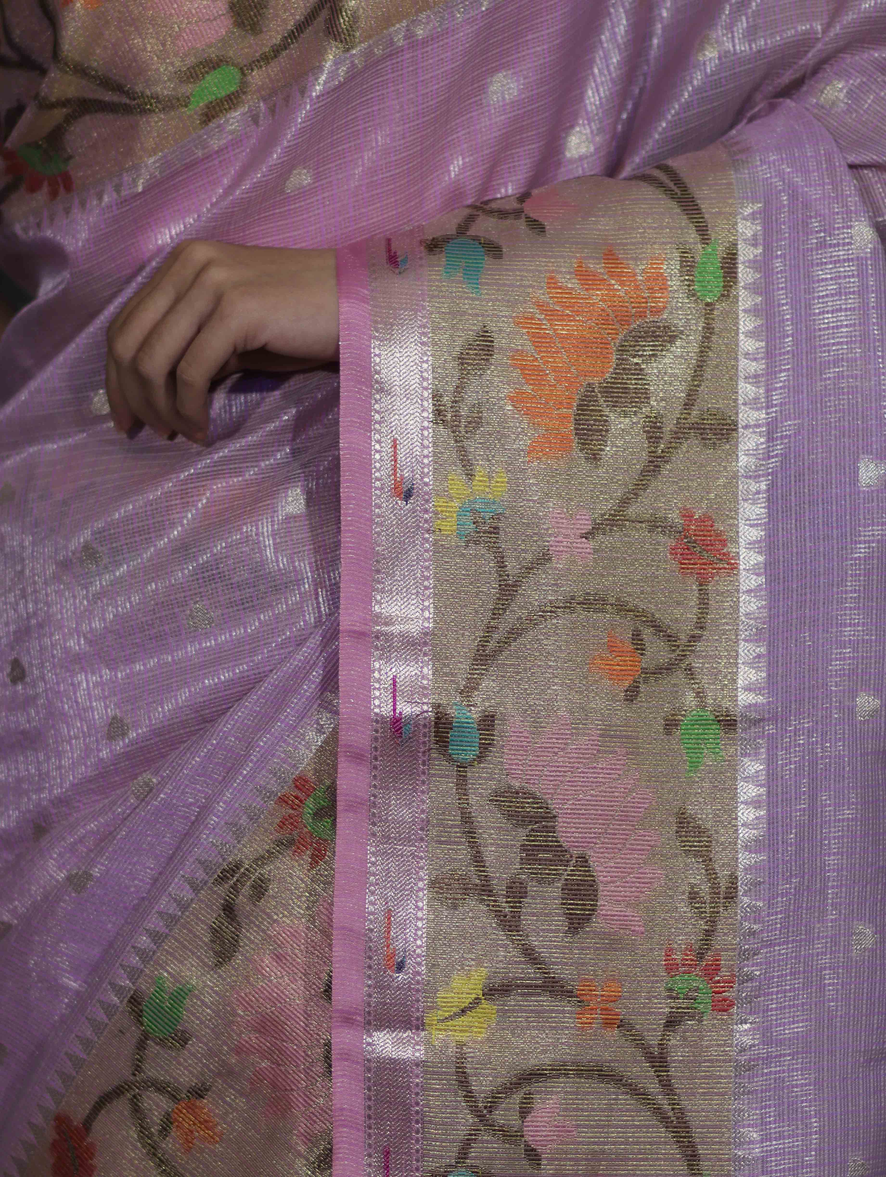 Banarasee Kota Checks Tissue Saree With Zari & Thread Embroidery & Contrast Border-Lilac
