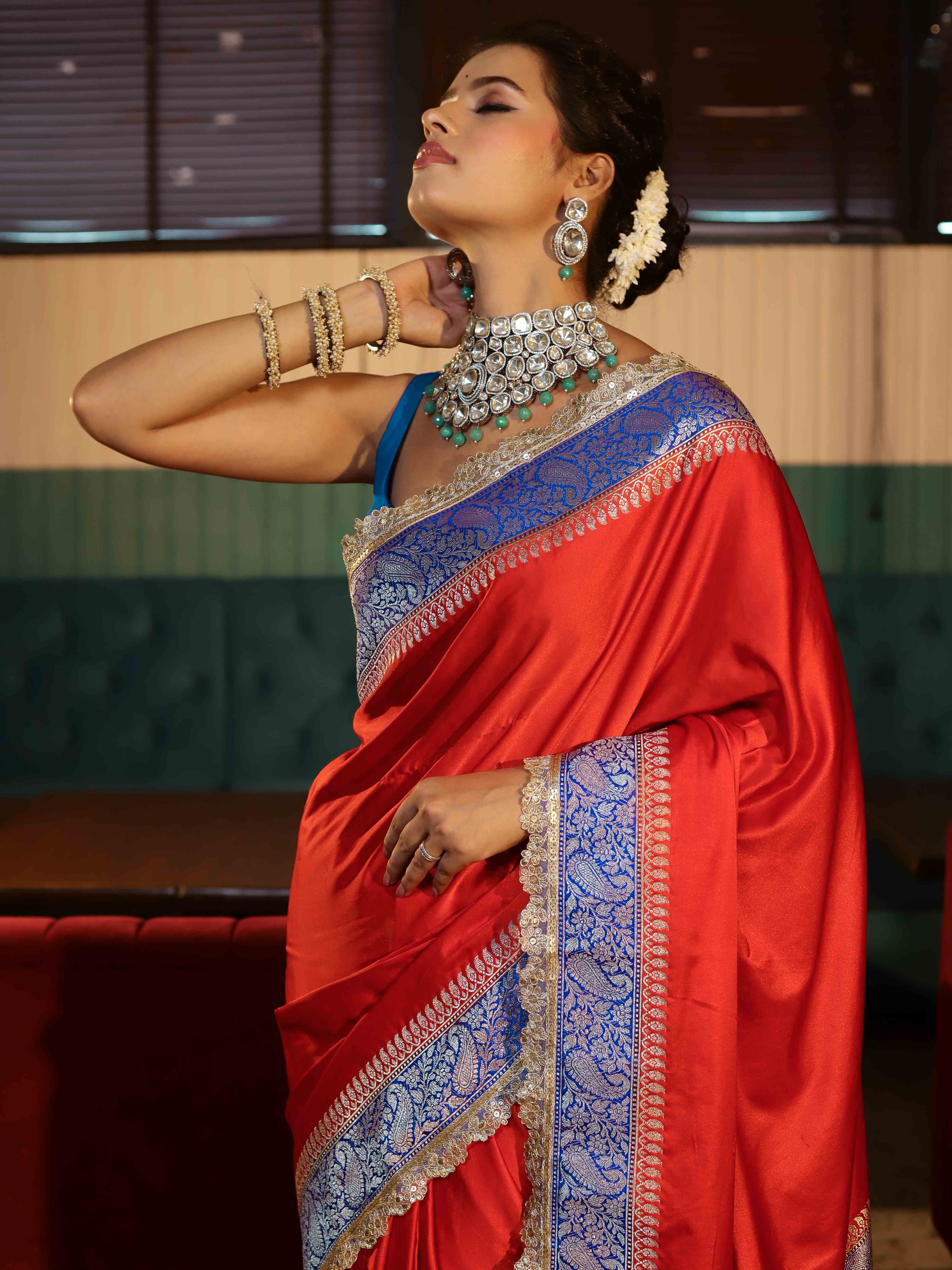 Banarasee Handwoven Mashru Silk Plain Saree With Sona Rupa Zari Contrast Border & Lace-Red & Blue