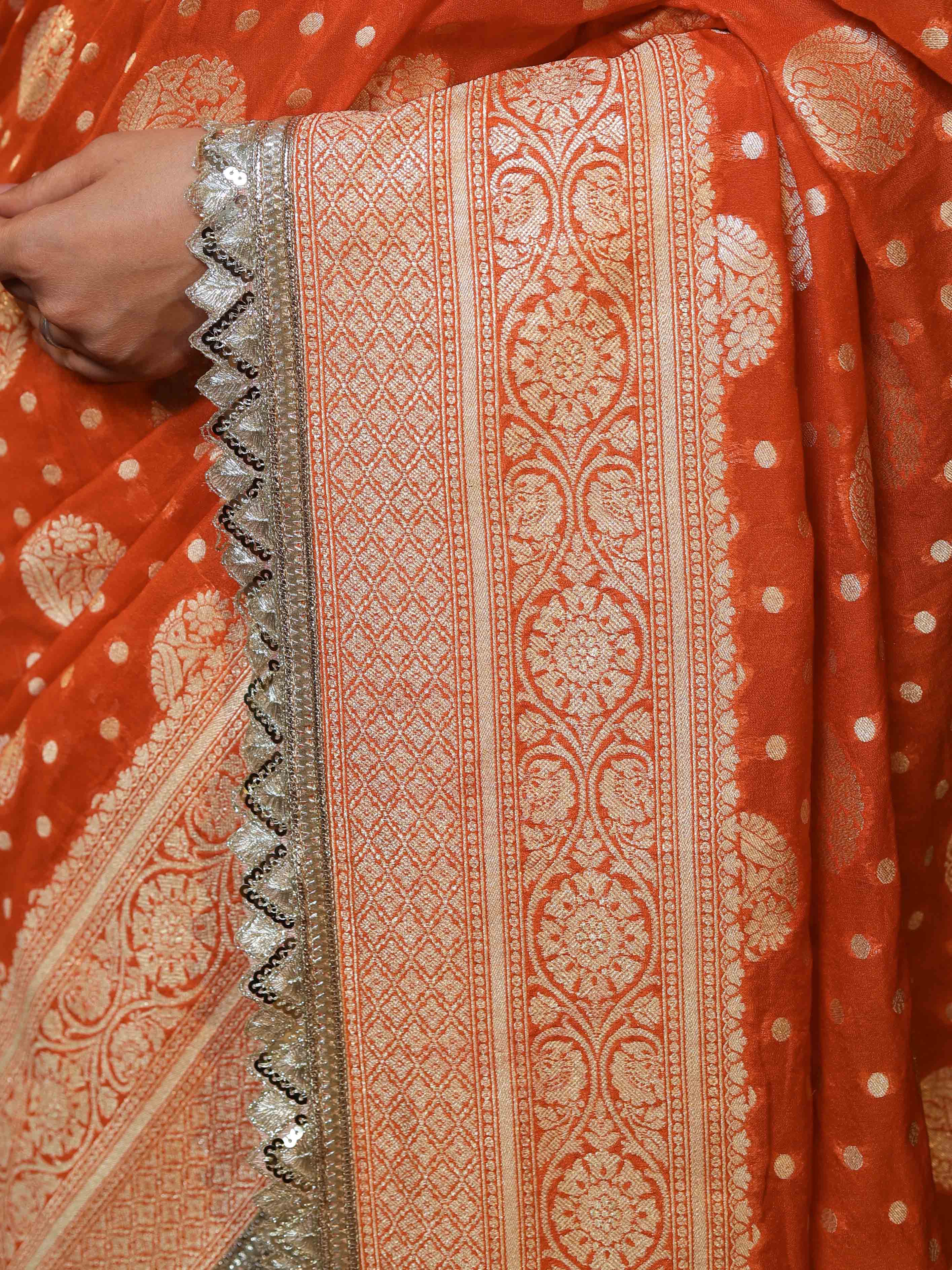 Banarasee Pure Chiffon Saree With Gold Zari Buti Design Border & Lace-Orange