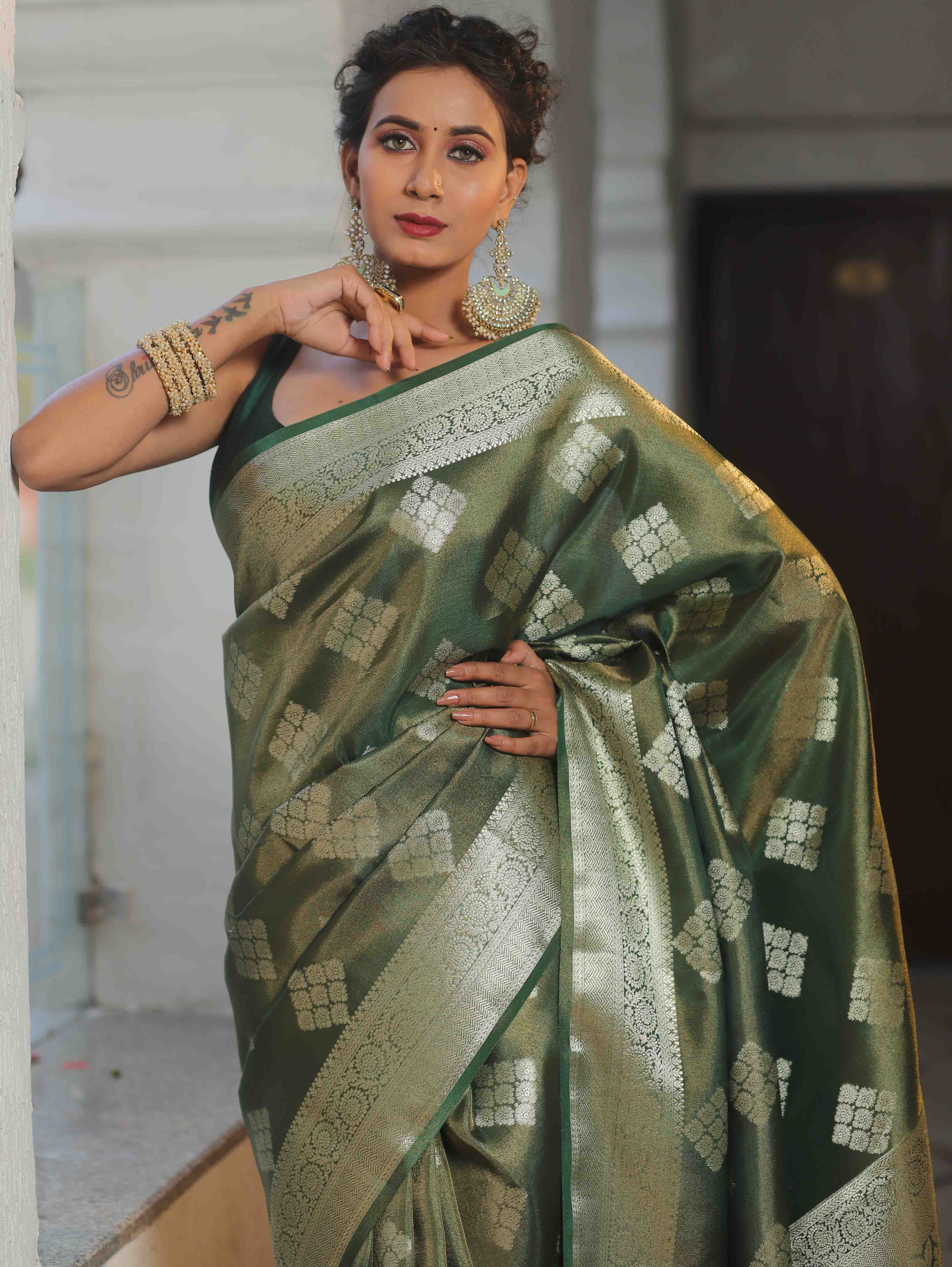 Banarasee Handwoven Floral Buta Tissue Saree-Green