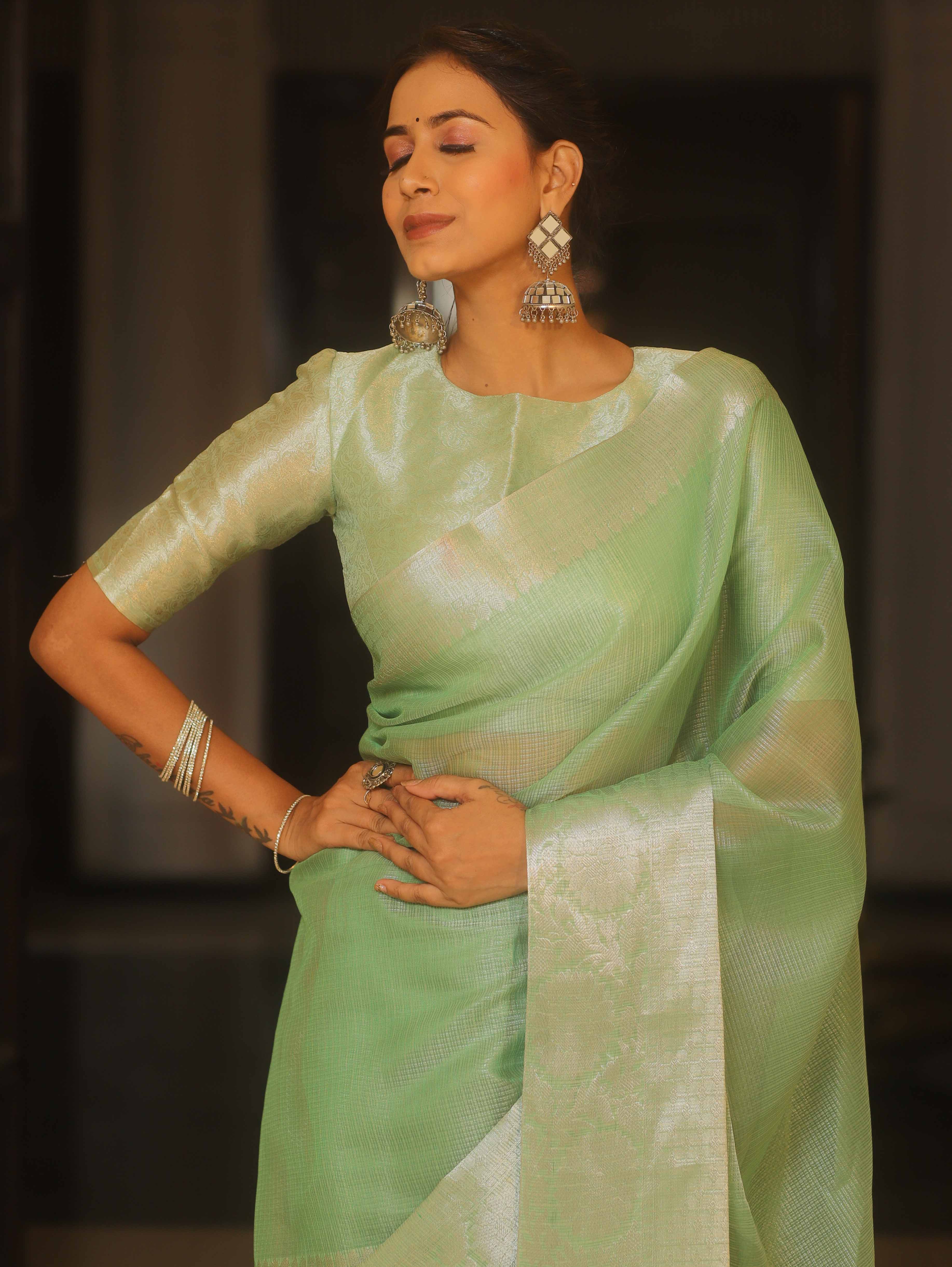 Banarasee Handwoven Plain Tissue Skirt Border Saree-Light Green