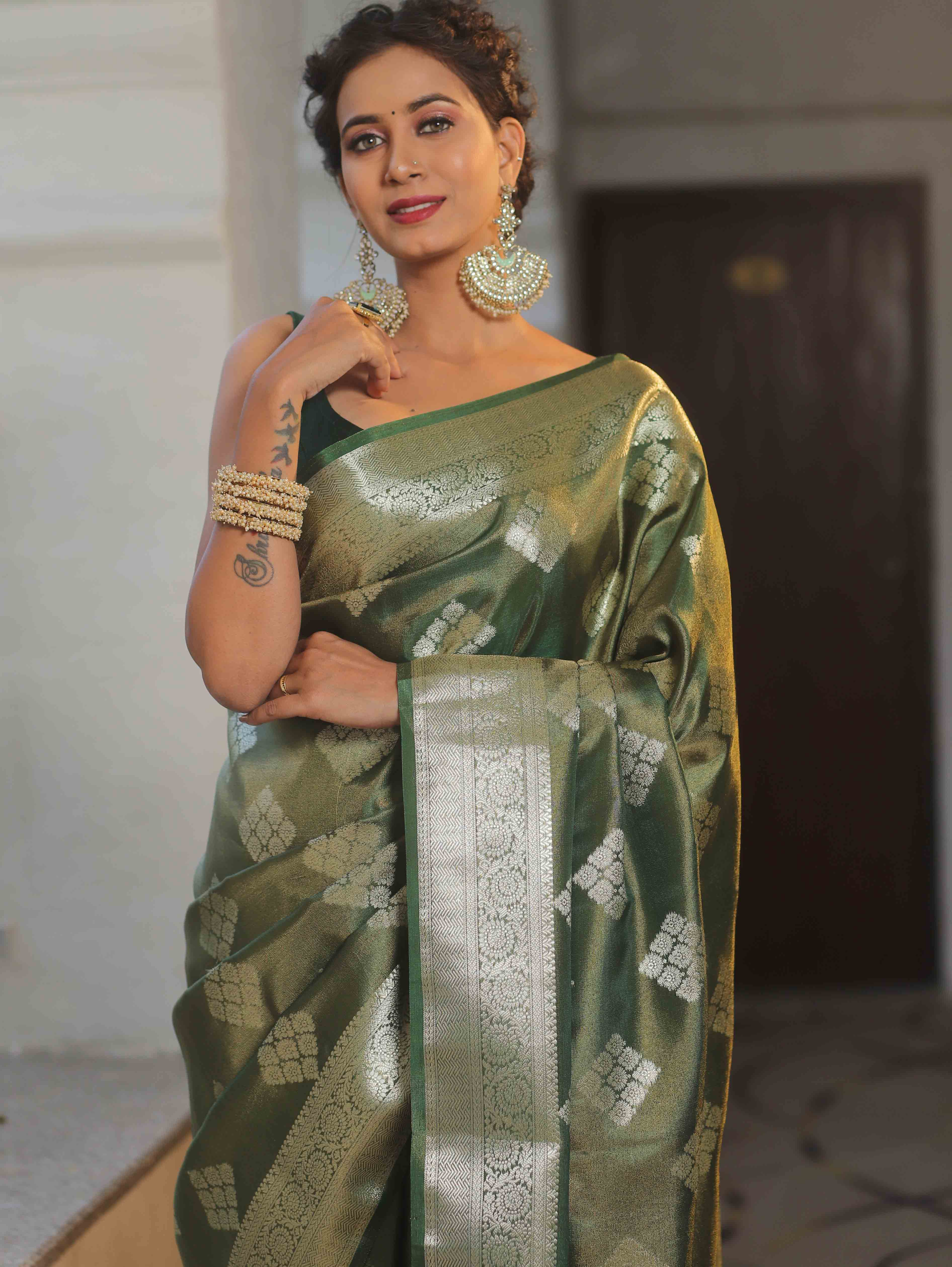 Banarasee Handwoven Floral Buta Tissue Saree-Green