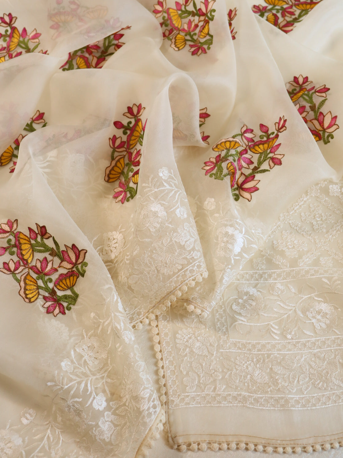 Banarasee Pure Organza Silk Saree With Floral Resham Embroidery-Cream