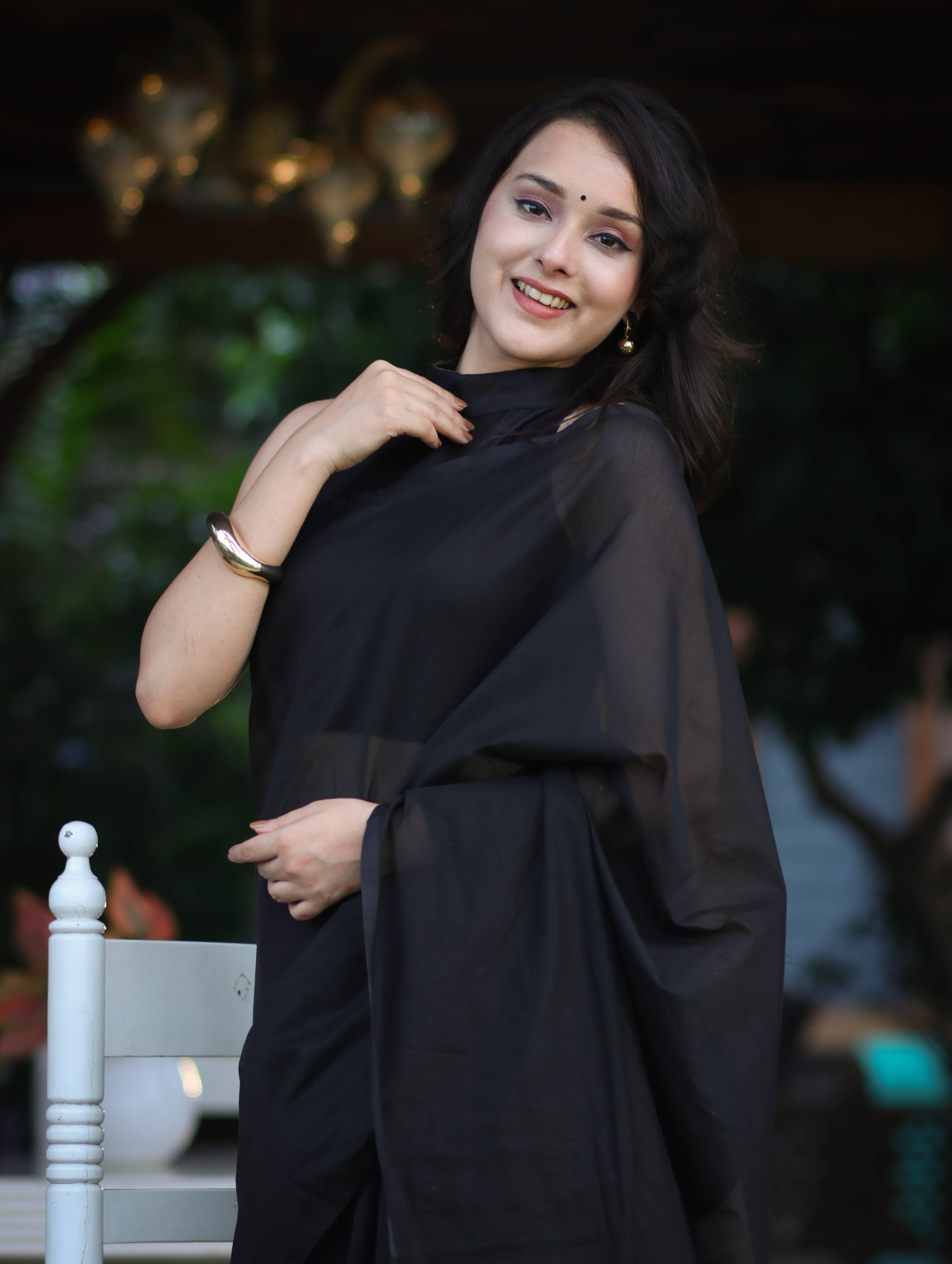 Banarasee Handloom Plain Cotton Silk Saree With Contrast Pallu-Black