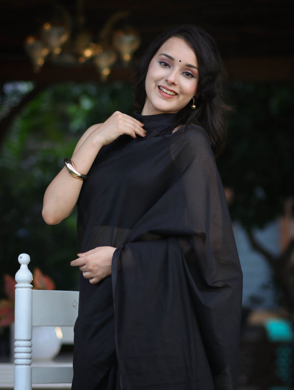 Banarasee Handloom Plain Cotton Silk Saree With Contrast Pallu-Black