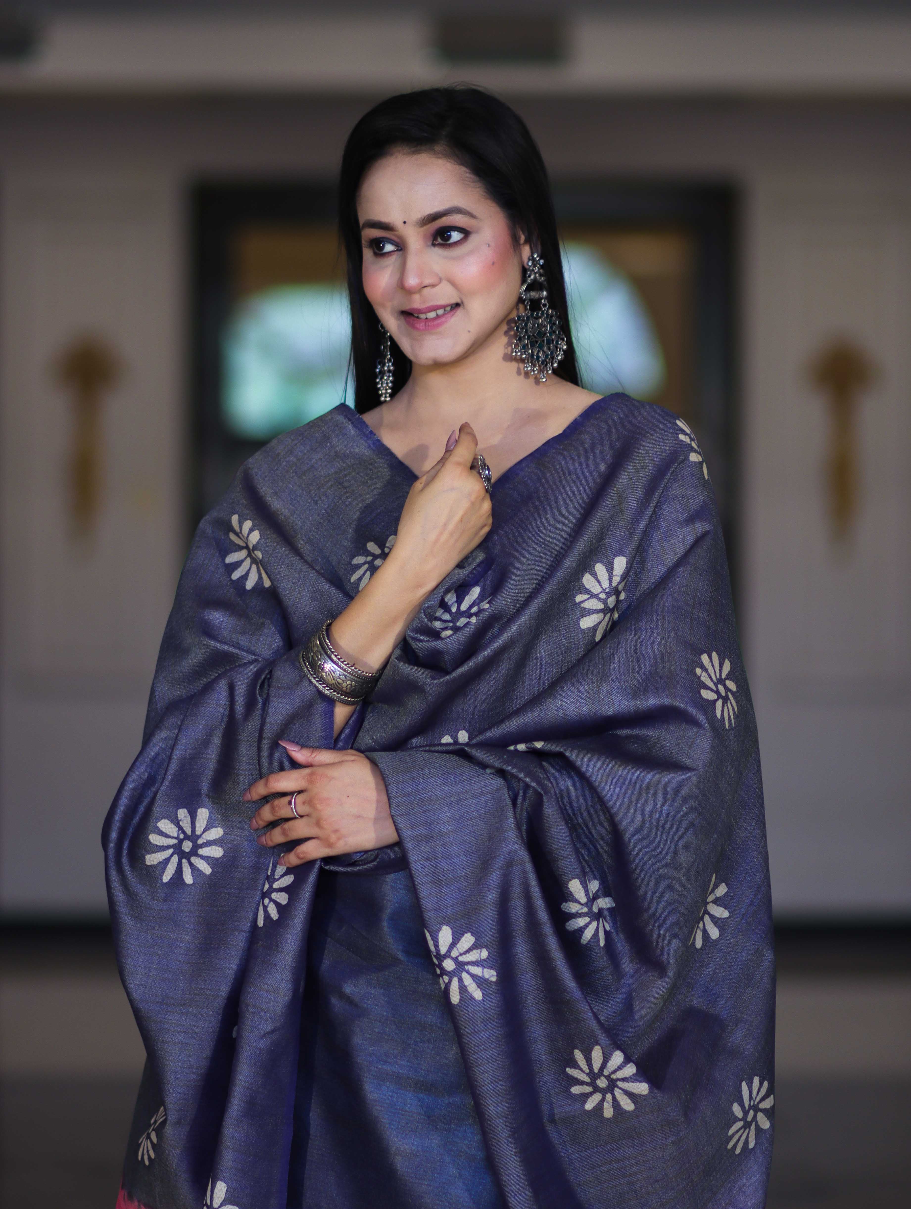 Pure Handloom Khadi Cotton Hand-Dyed Batik Pattern Salwar Kameez Dupatta Set-Blue & Pink