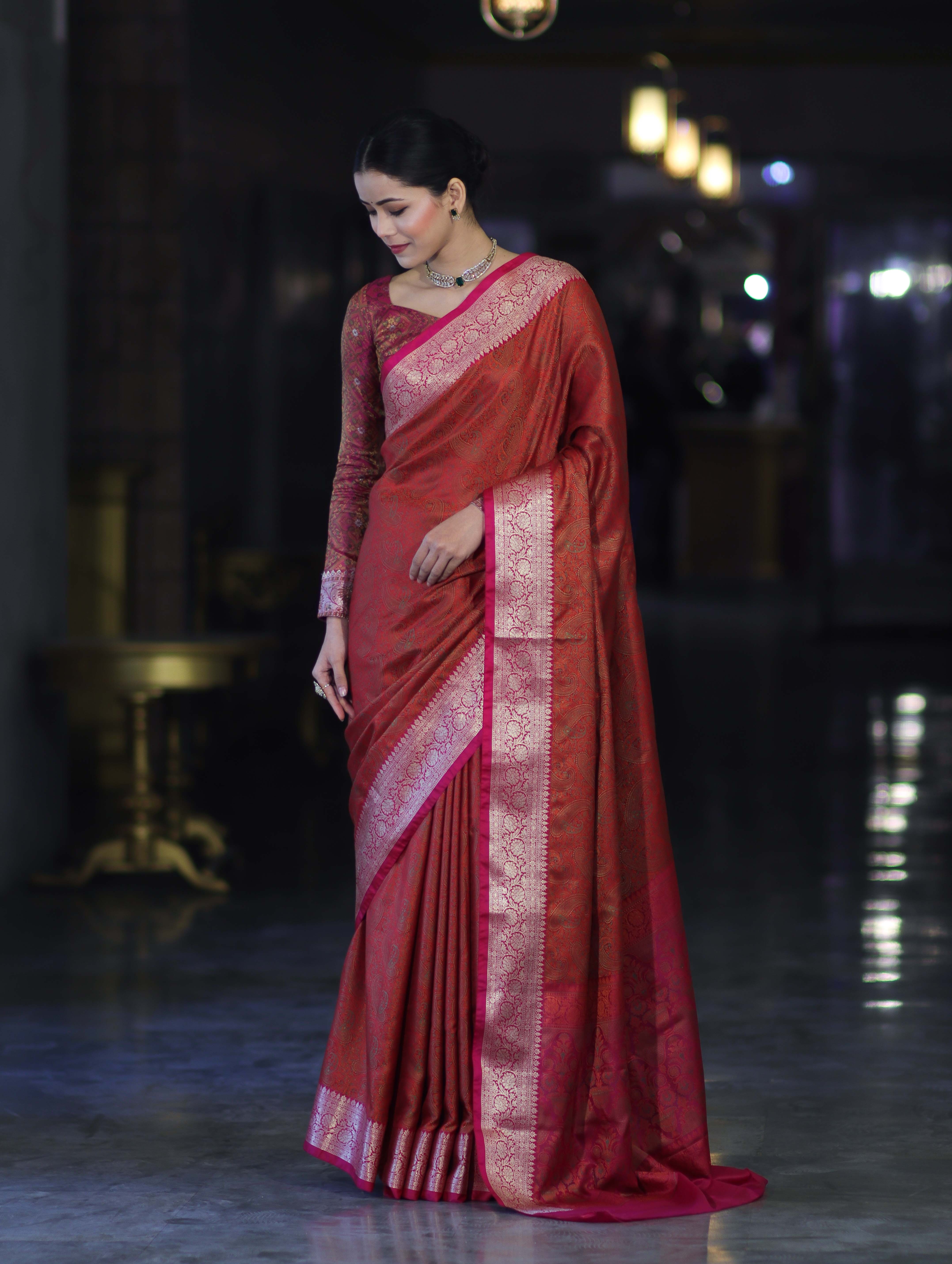 Banarasee Jamewar Tanchoi Soft Silk Saree with Contrast Border-Rust & Magenta