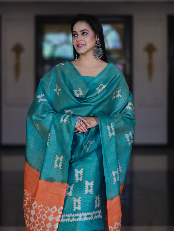 Pure Handloom Khadi Cotton Hand-Dyed Batik Pattern Salwar Kameez Dupatta Set-Green & Orange