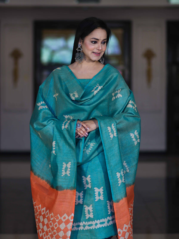 Pure Handloom Khadi Cotton Hand-Dyed Batik Pattern Salwar Kameez Dupatta Set-Green & Orange