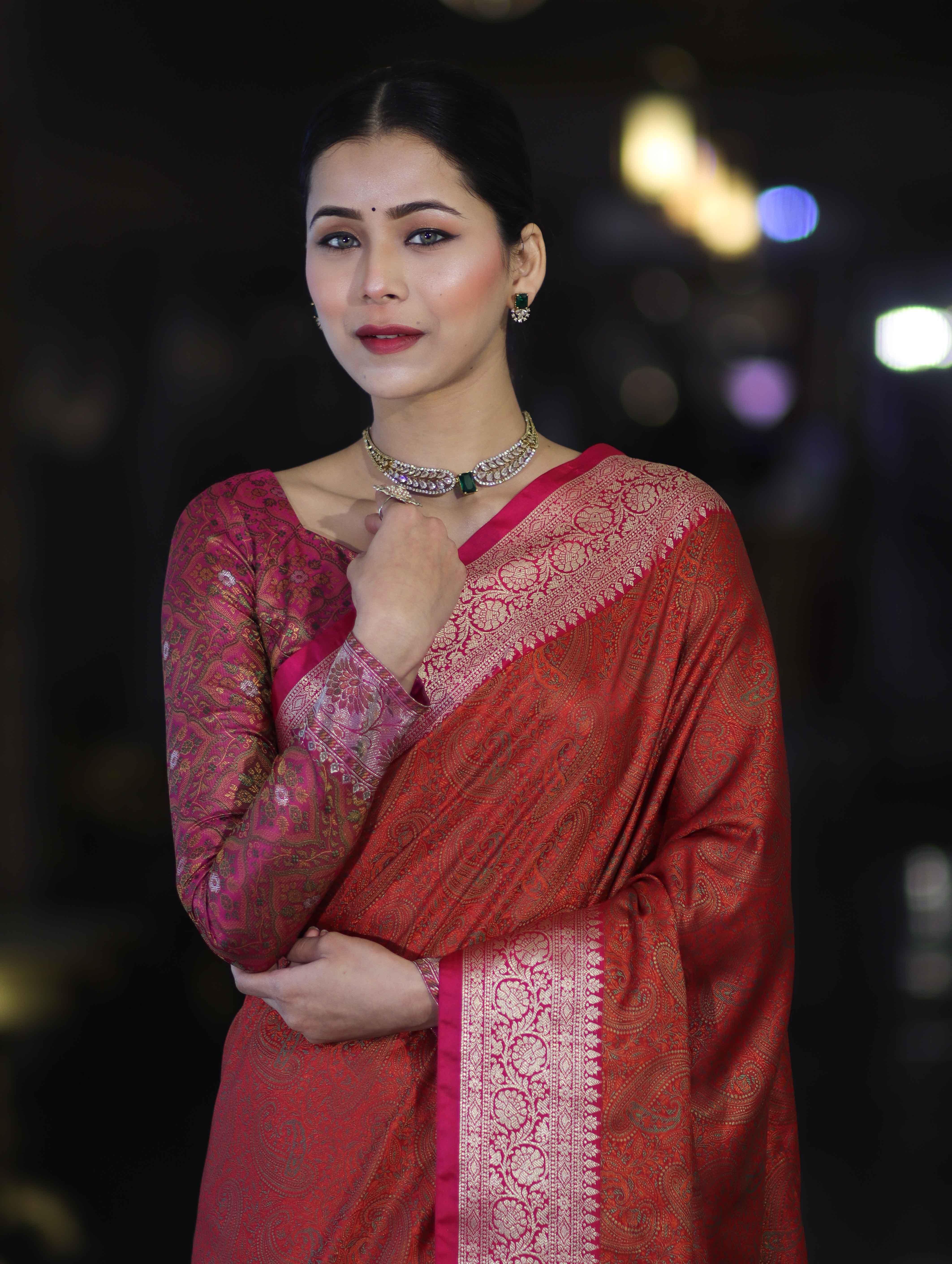 Banarasee Jamewar Tanchoi Soft Silk Saree with Contrast Border-Rust & Magenta