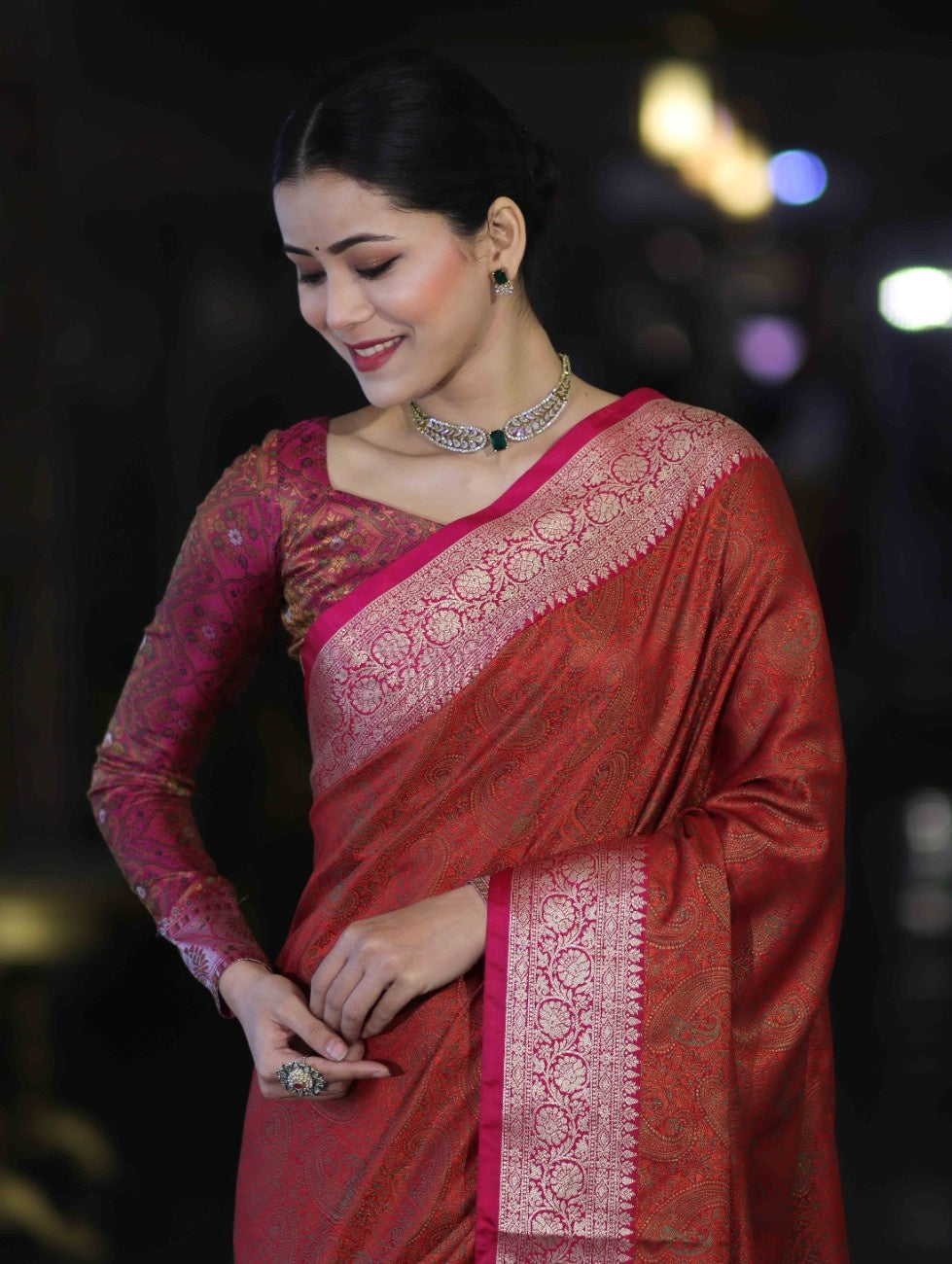 Banarasee Jamewar Tanchoi Soft Silk Saree with Contrast Border-Rust & Magenta