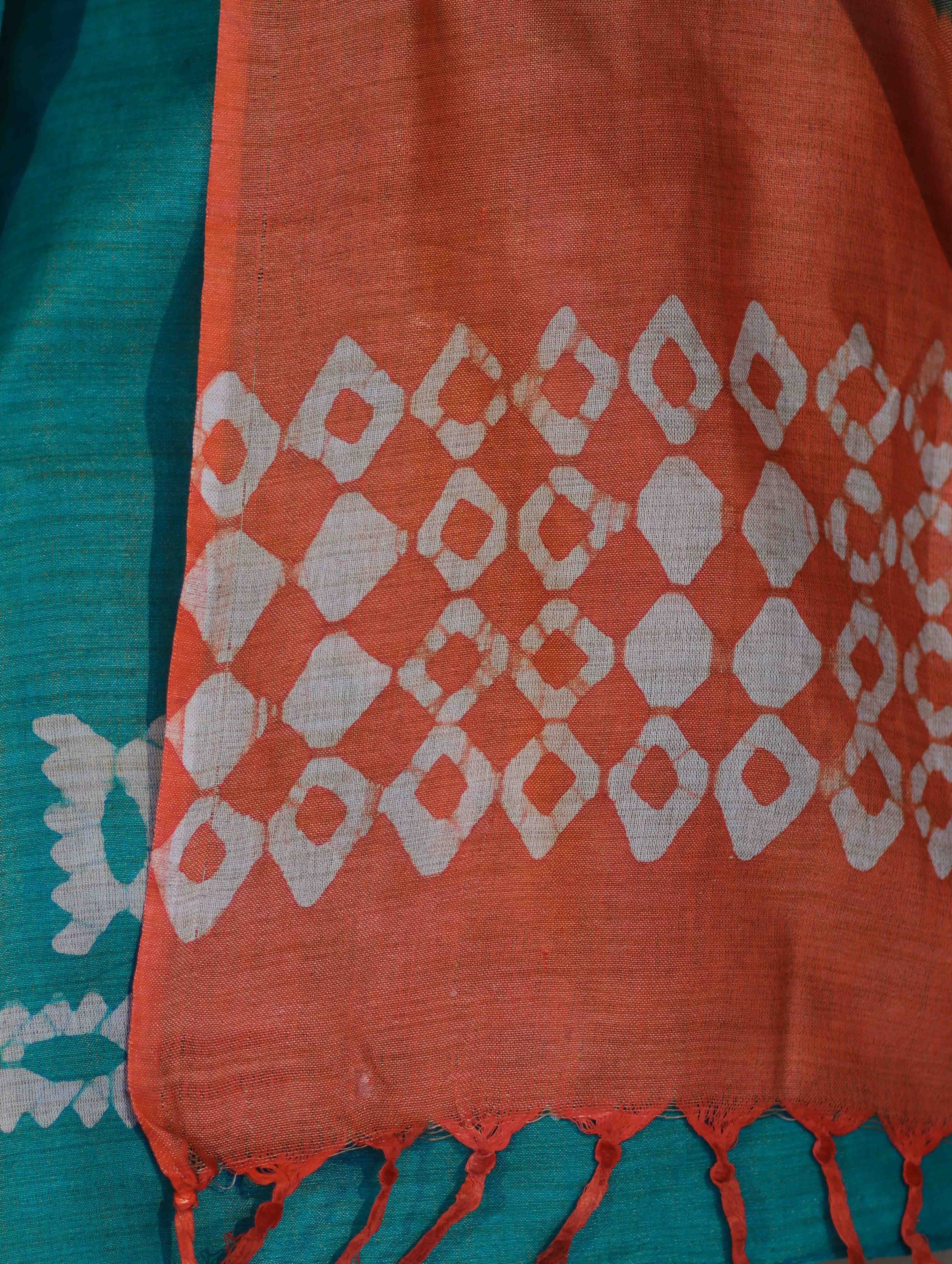 Pure Handloom Khadi Cotton Hand-Dyed Batik Pattern Salwar Kameez Dupatta Set-Green & Orange