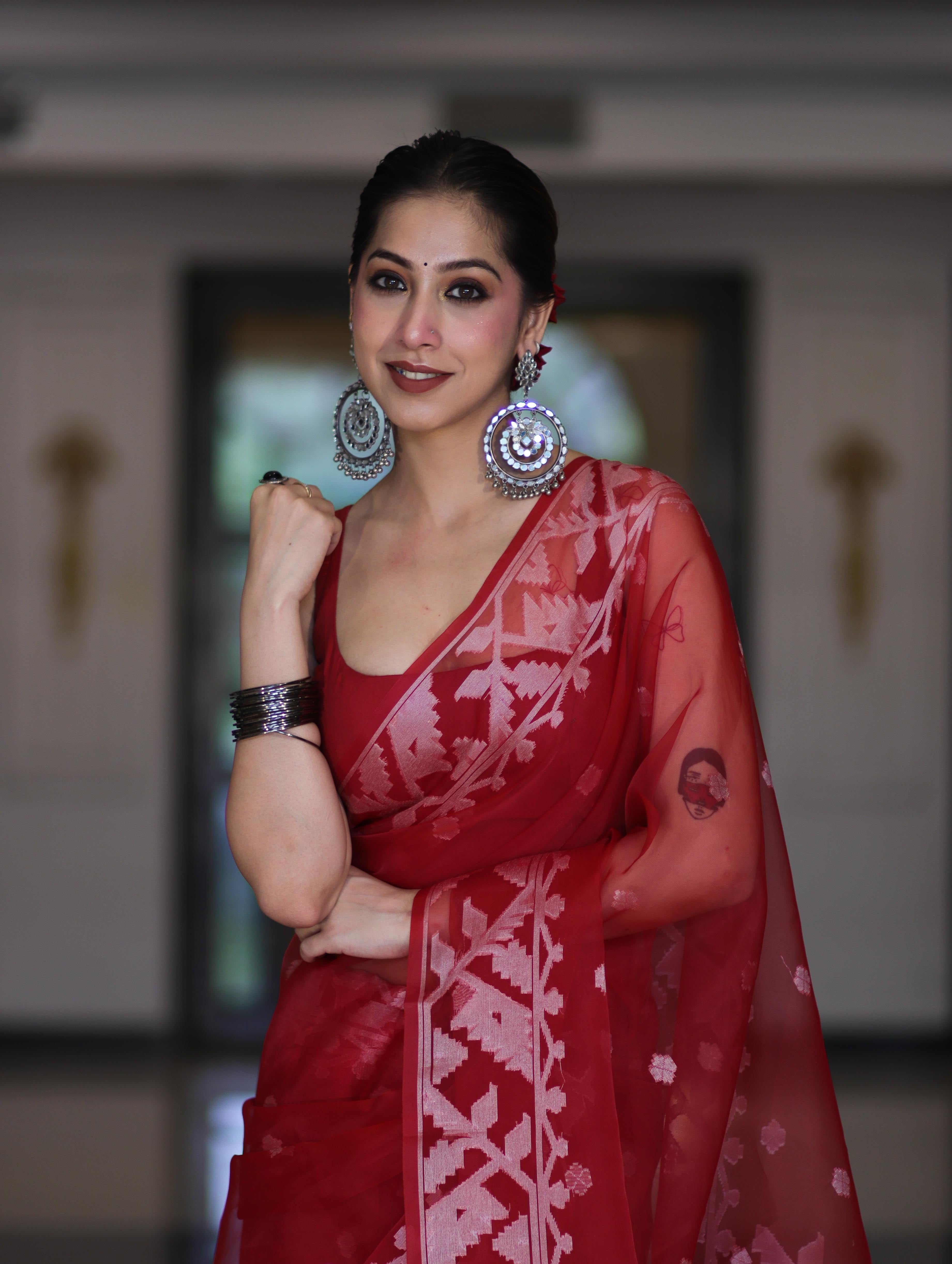 Banarasee Organza Saree With Resham Buta Design & Border-Maroon