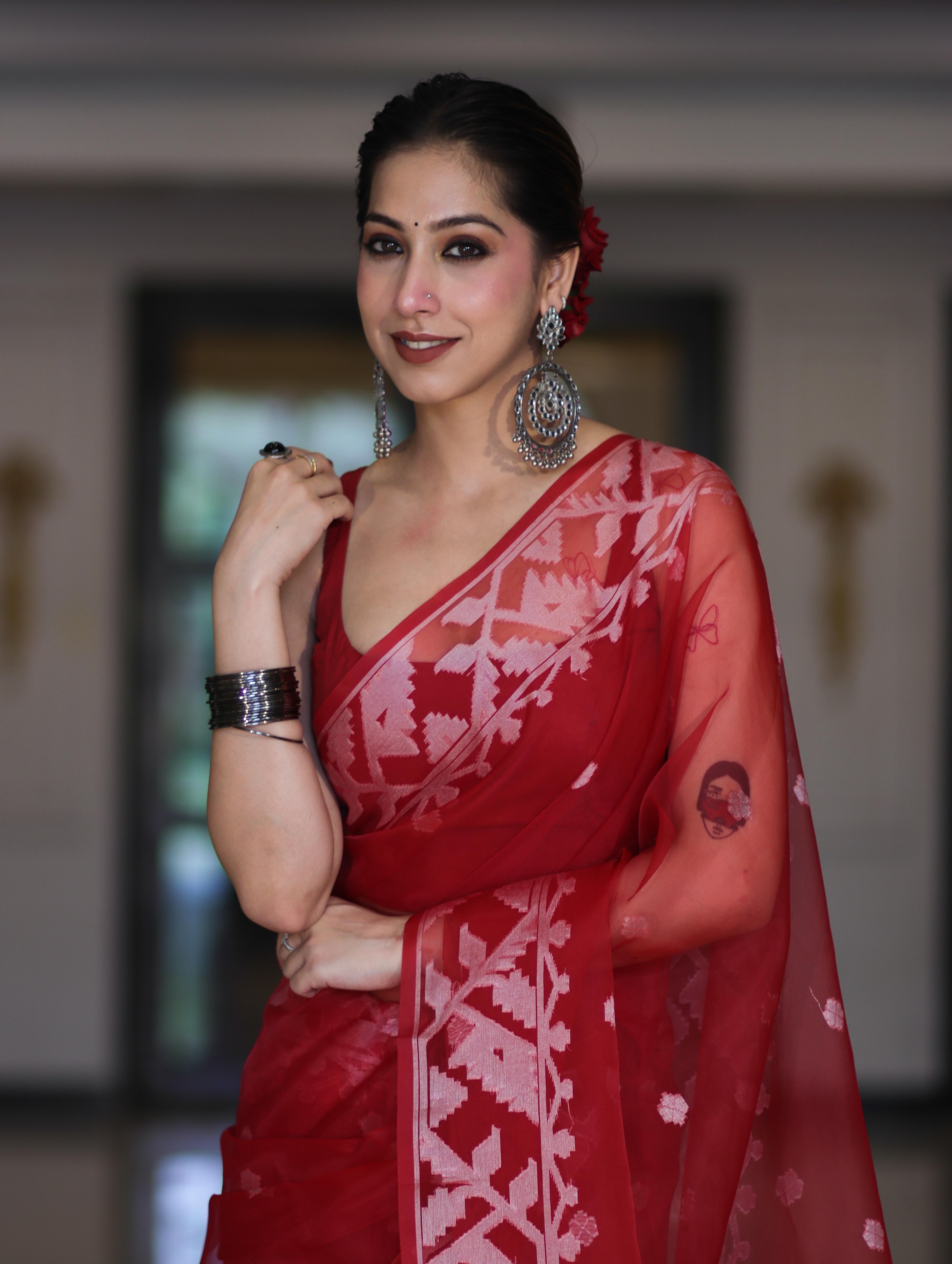 Banarasee Organza Saree With Resham Buta Design & Border-Maroon