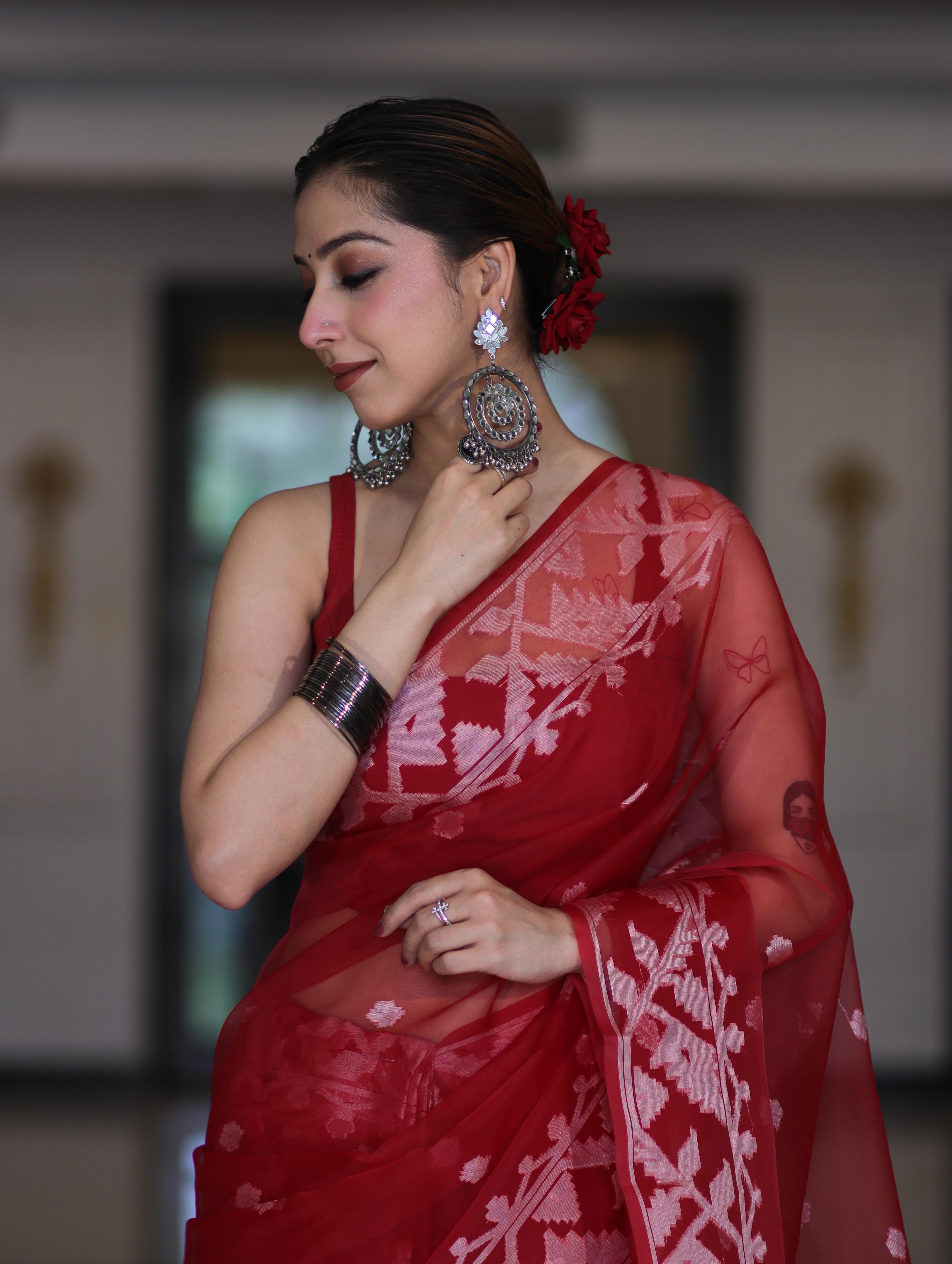 Banarasee Organza Saree With Resham Buta Design & Border-Maroon