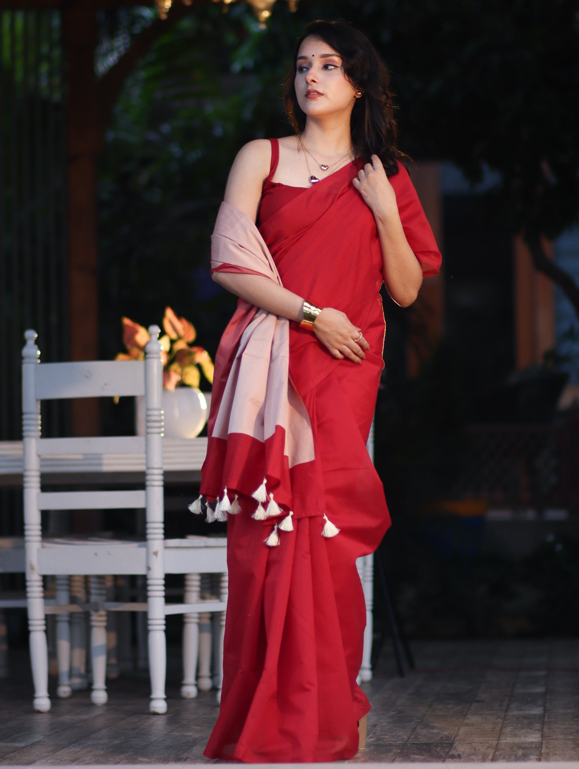 Banarasee Handloom Plain Cotton Silk Saree With Contrast Pallu-Red