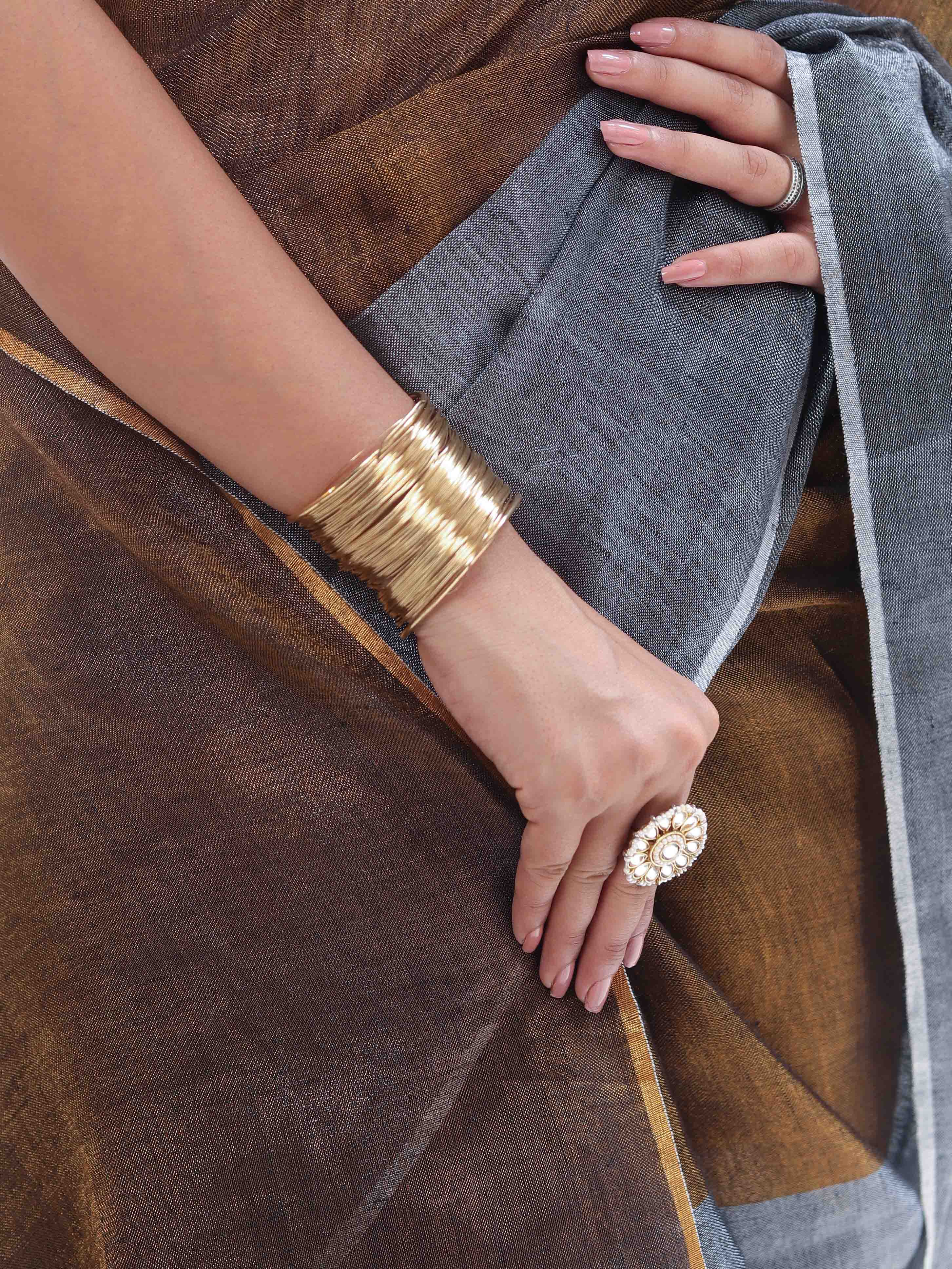 Banarasee Linen Tissue Metallic Shine Saree-Grey & Gold