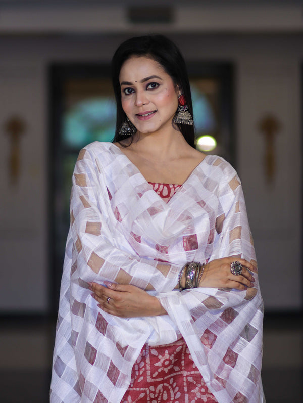 Handloom Block Printed Khadi Cotton Salwar Kameez With Dupatta Set-Red & White