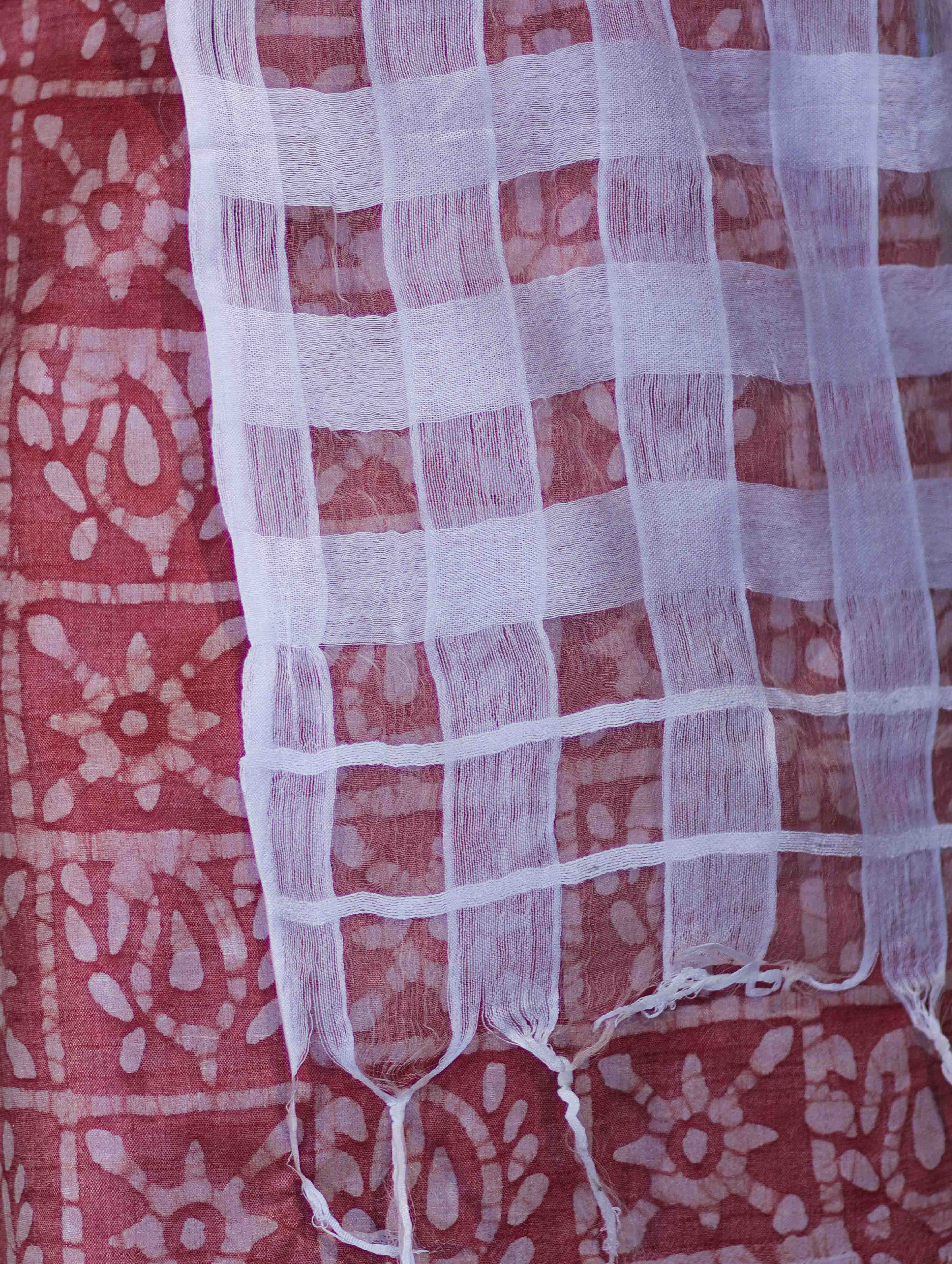 Handloom Block Printed Khadi Cotton Salwar Kameez With Dupatta Set-Red & White