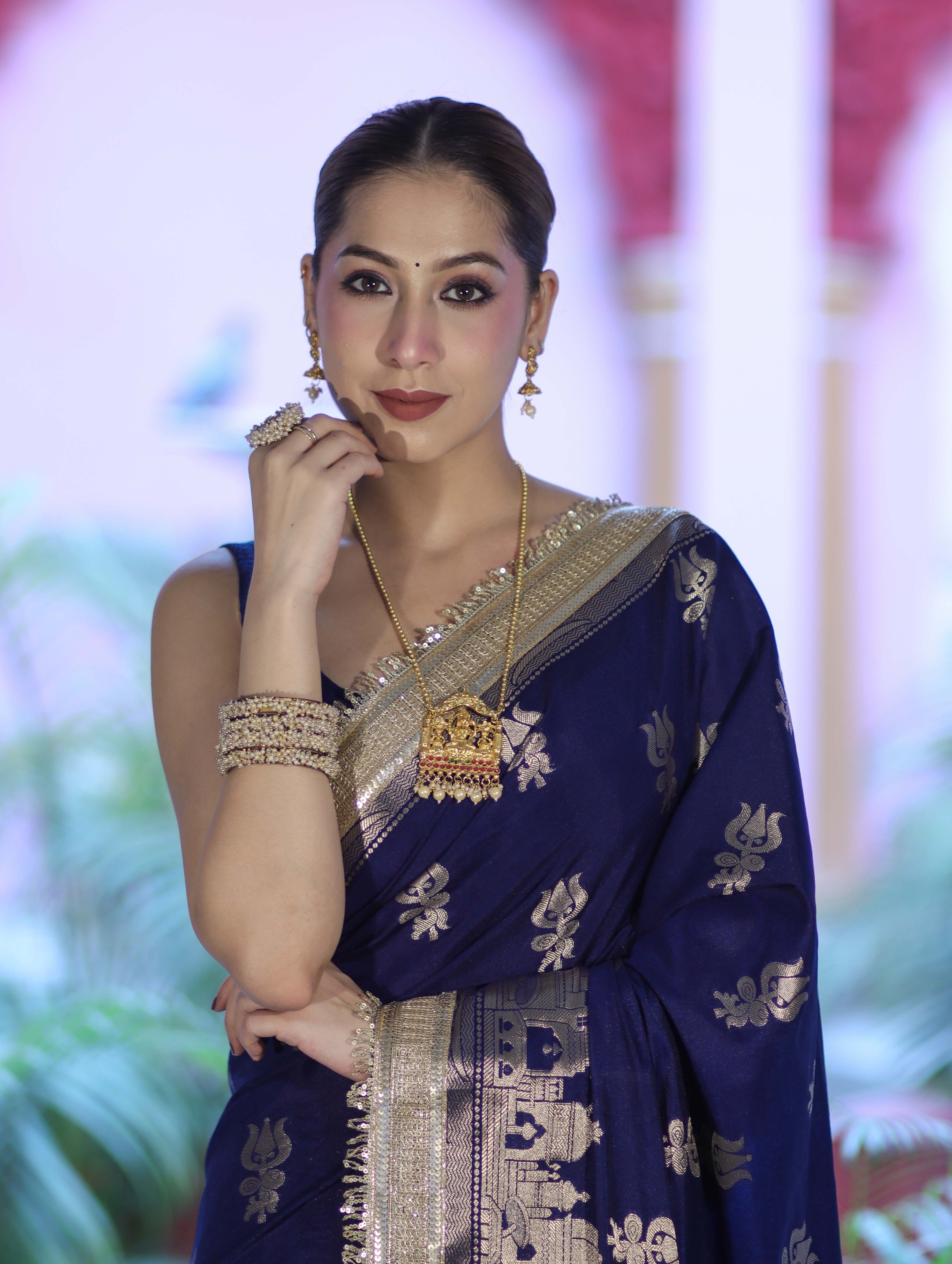 Banarasee Handloom Soft Silk Saree With Trishul Design Ganga Ghat Border & Lace-Blue