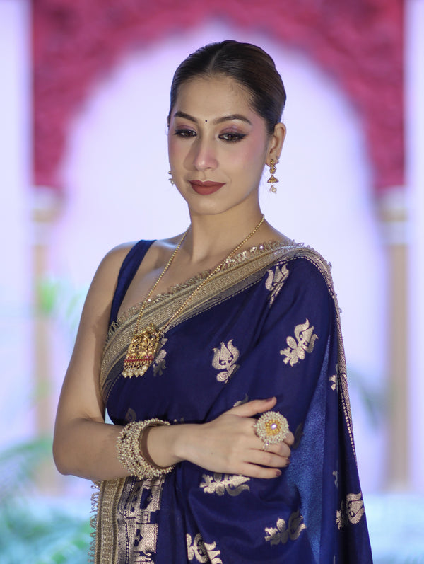 Banarasee Handloom Soft Silk Saree With Trishul Design Ganga Ghat Border & Lace-Blue