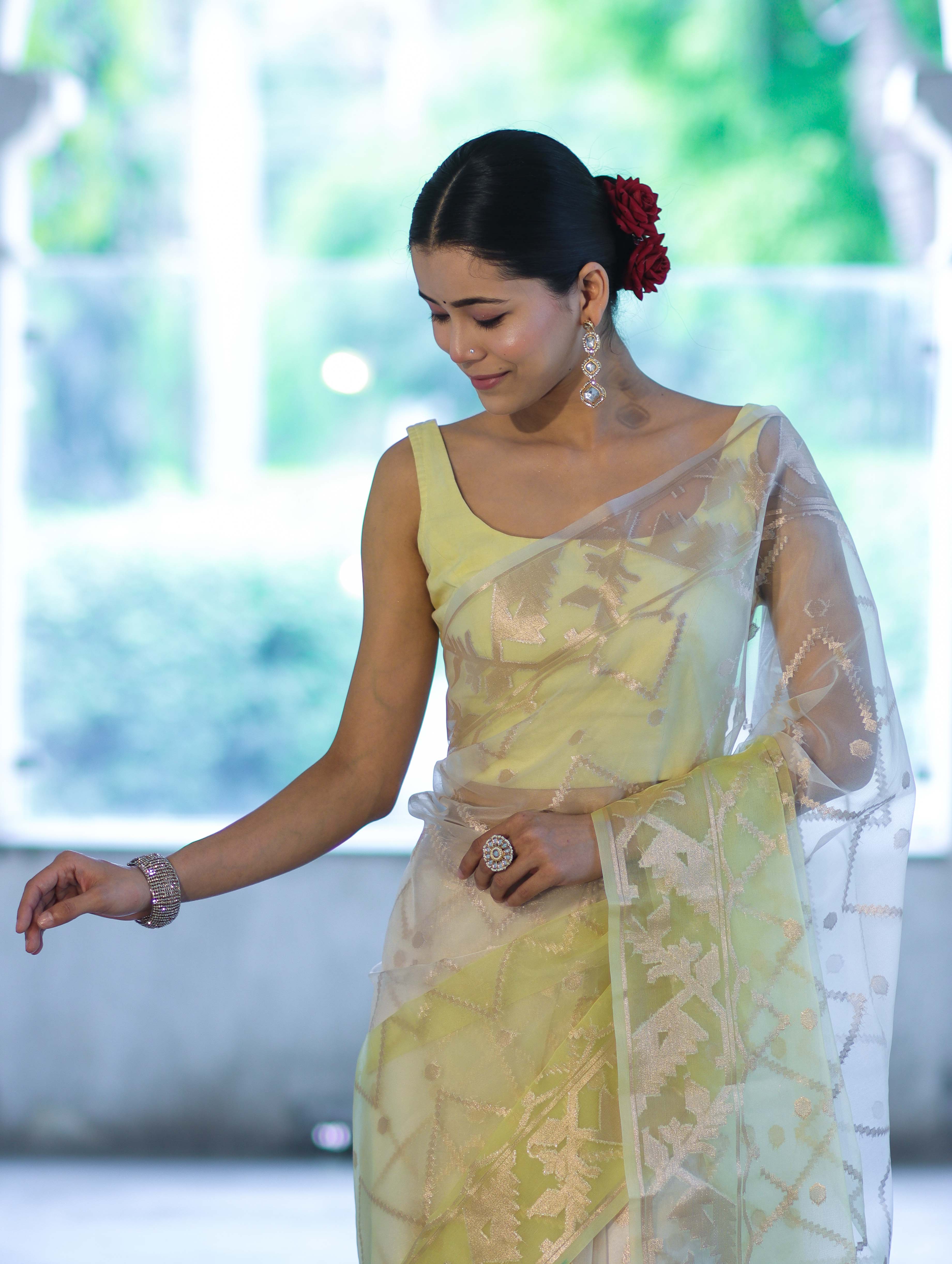 Banarasee Dual Color Organza Saree With Zari Jaal Design-Yellow (Dual Tone)
