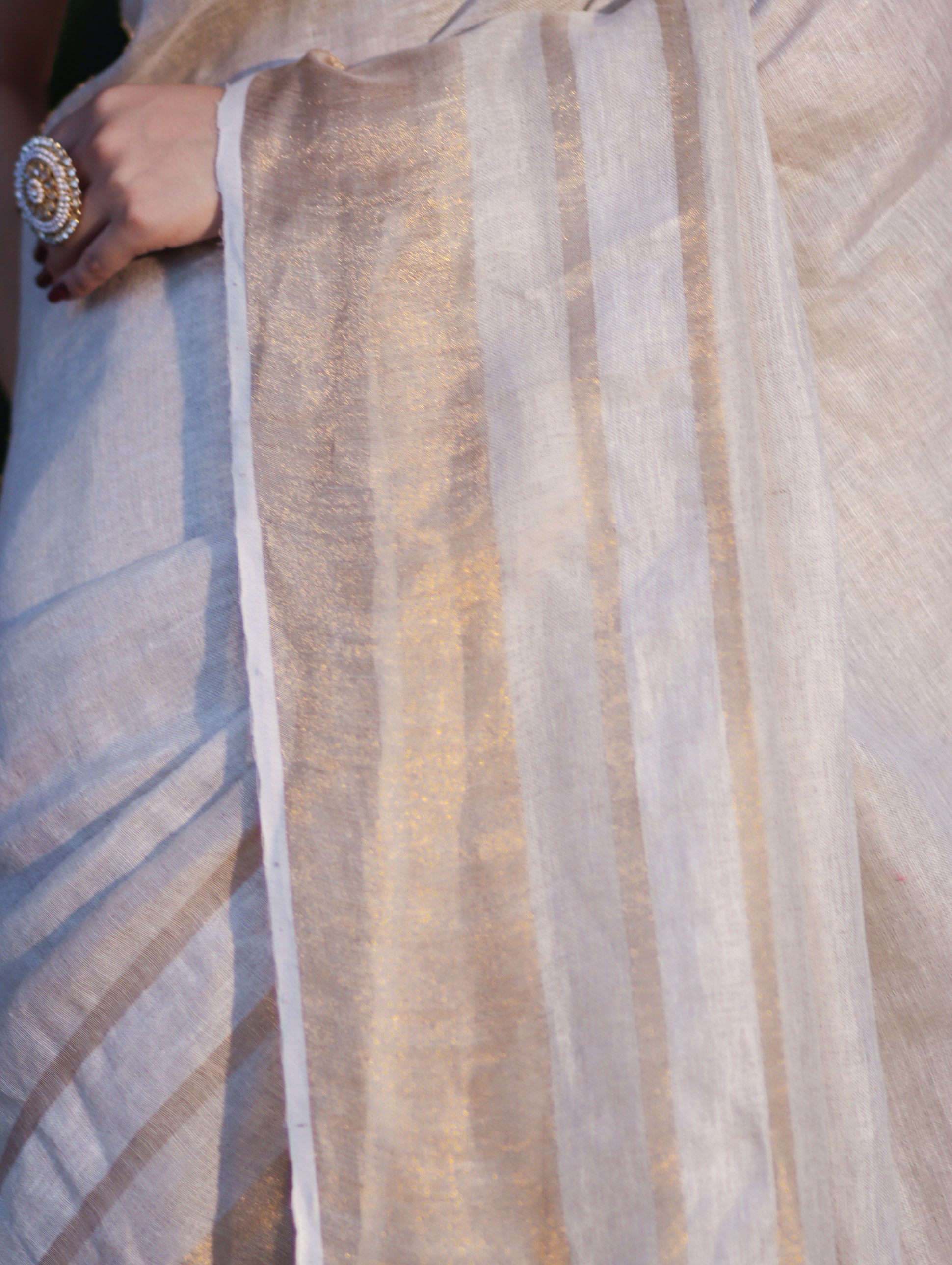 Banarasee Handloom Pure Linen Saree With Gold Zari Border-Off White