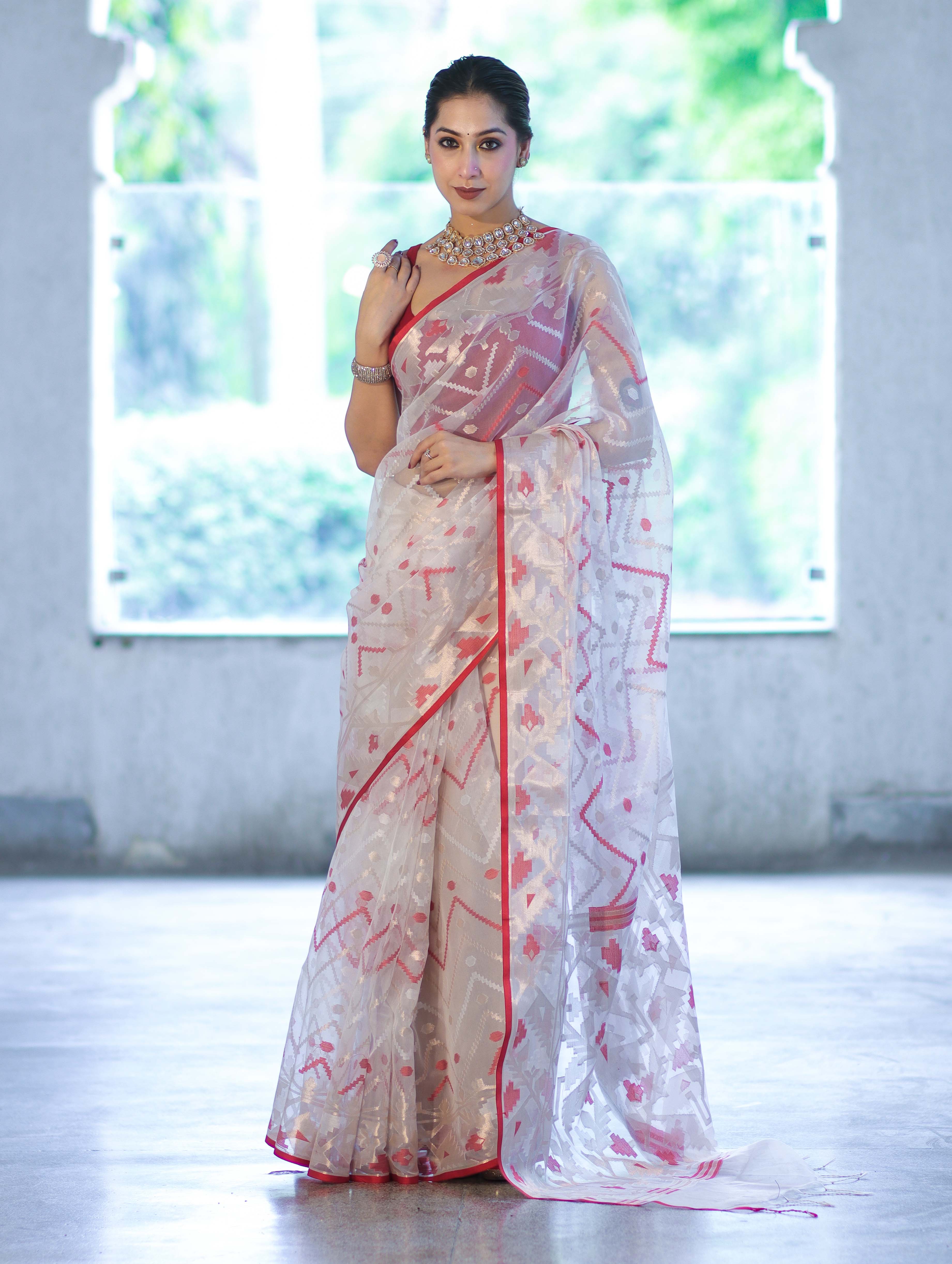 Banarasee Dual Color Organza Mix Saree With Resham & Zari Work-White & Maroon